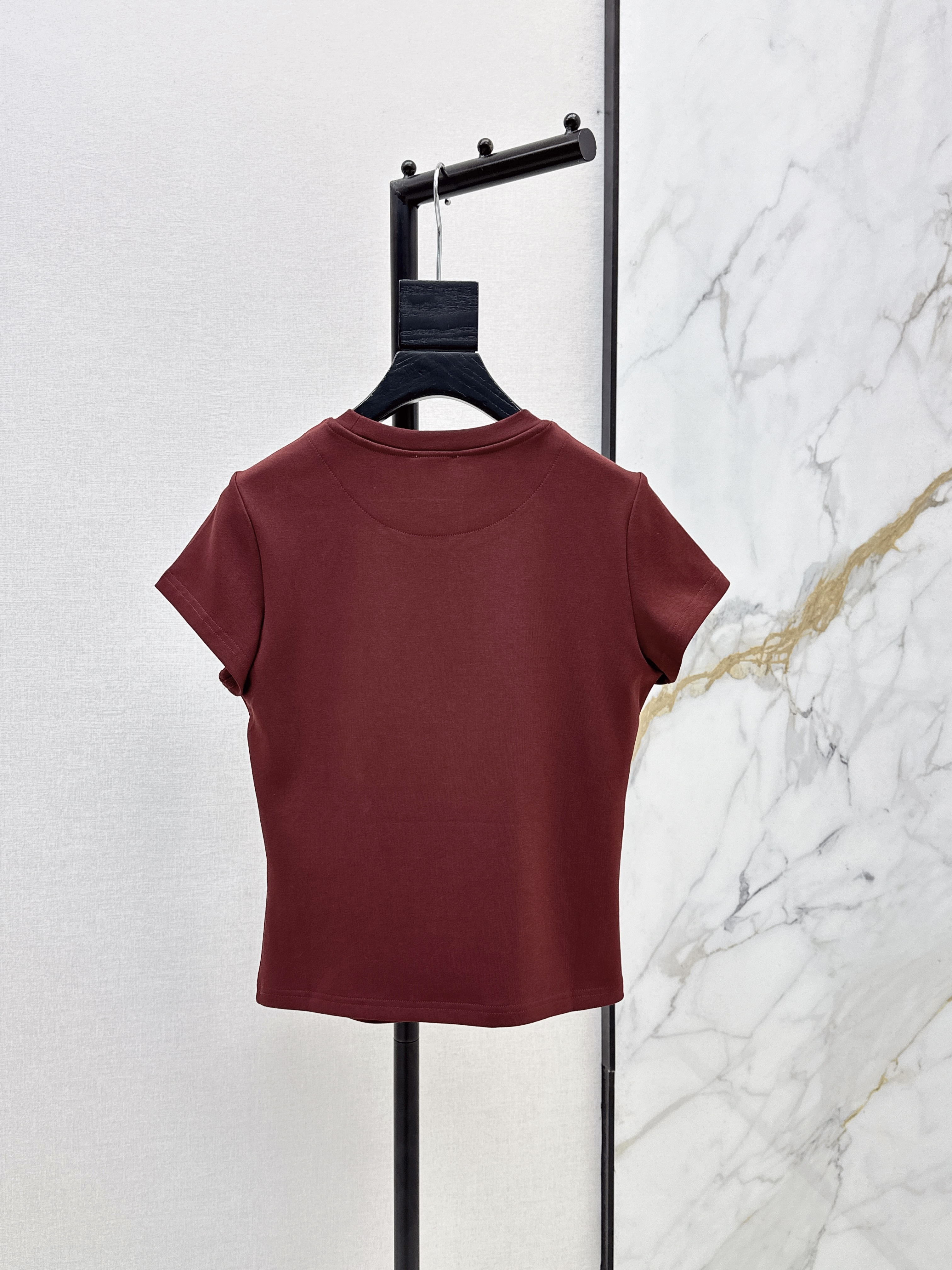 Her 26ss t-shirt