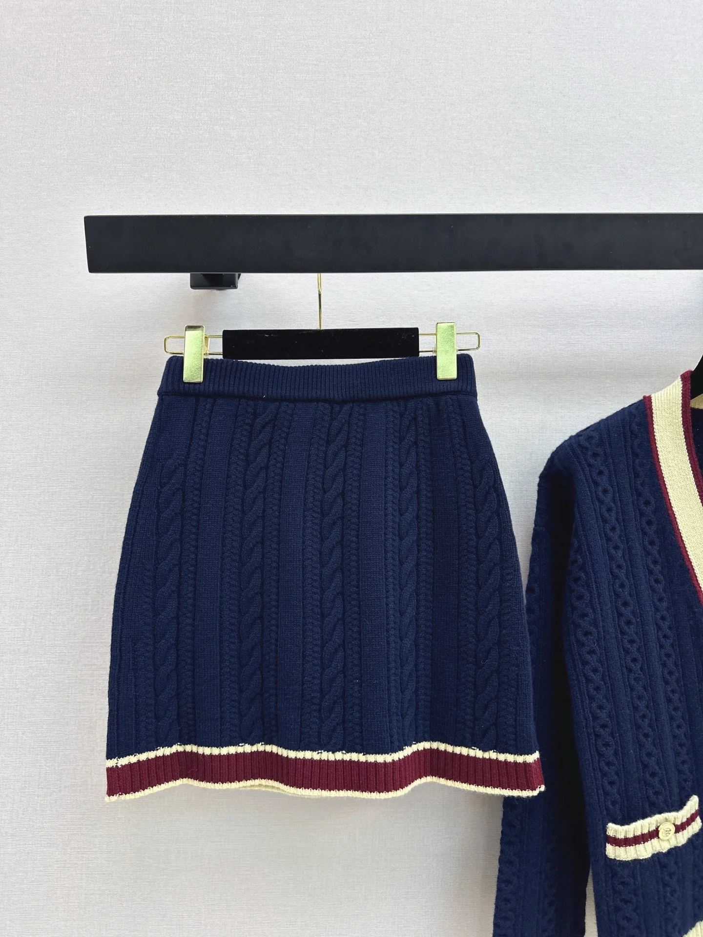 Chan 26ss cable cardigan skirts set