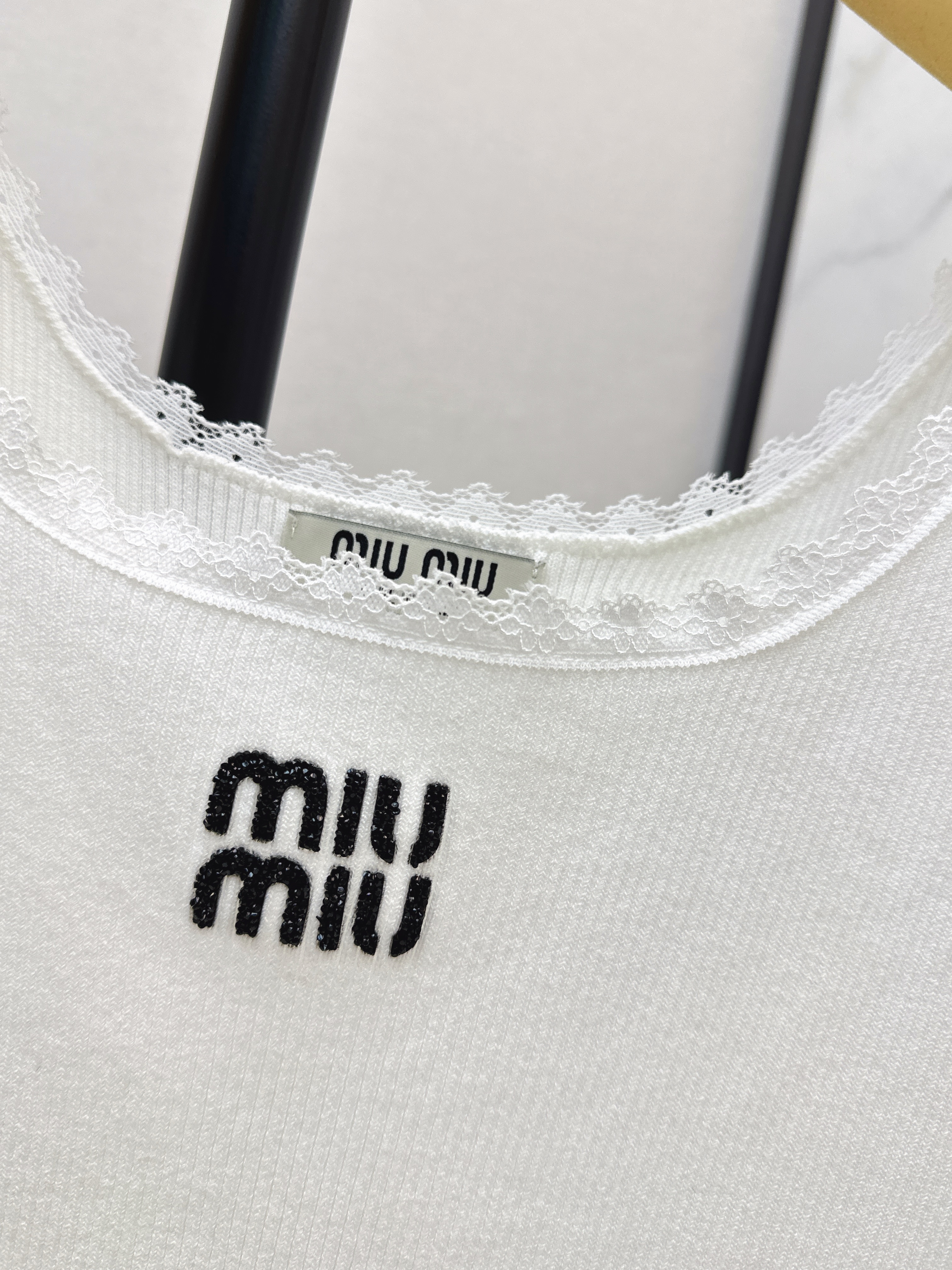 Miu 26ss lace knit vest