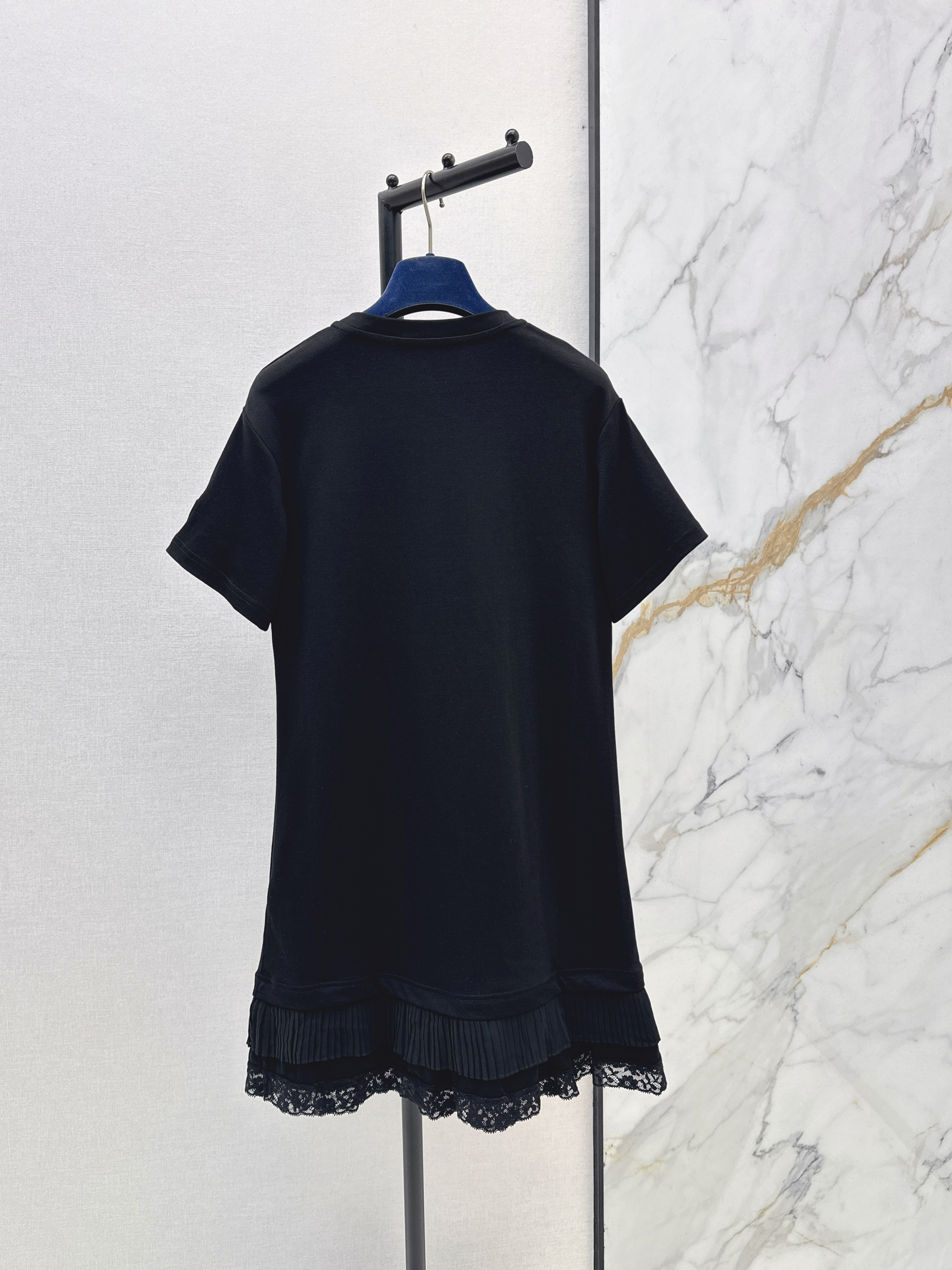 Loui 26ss contract lace dress