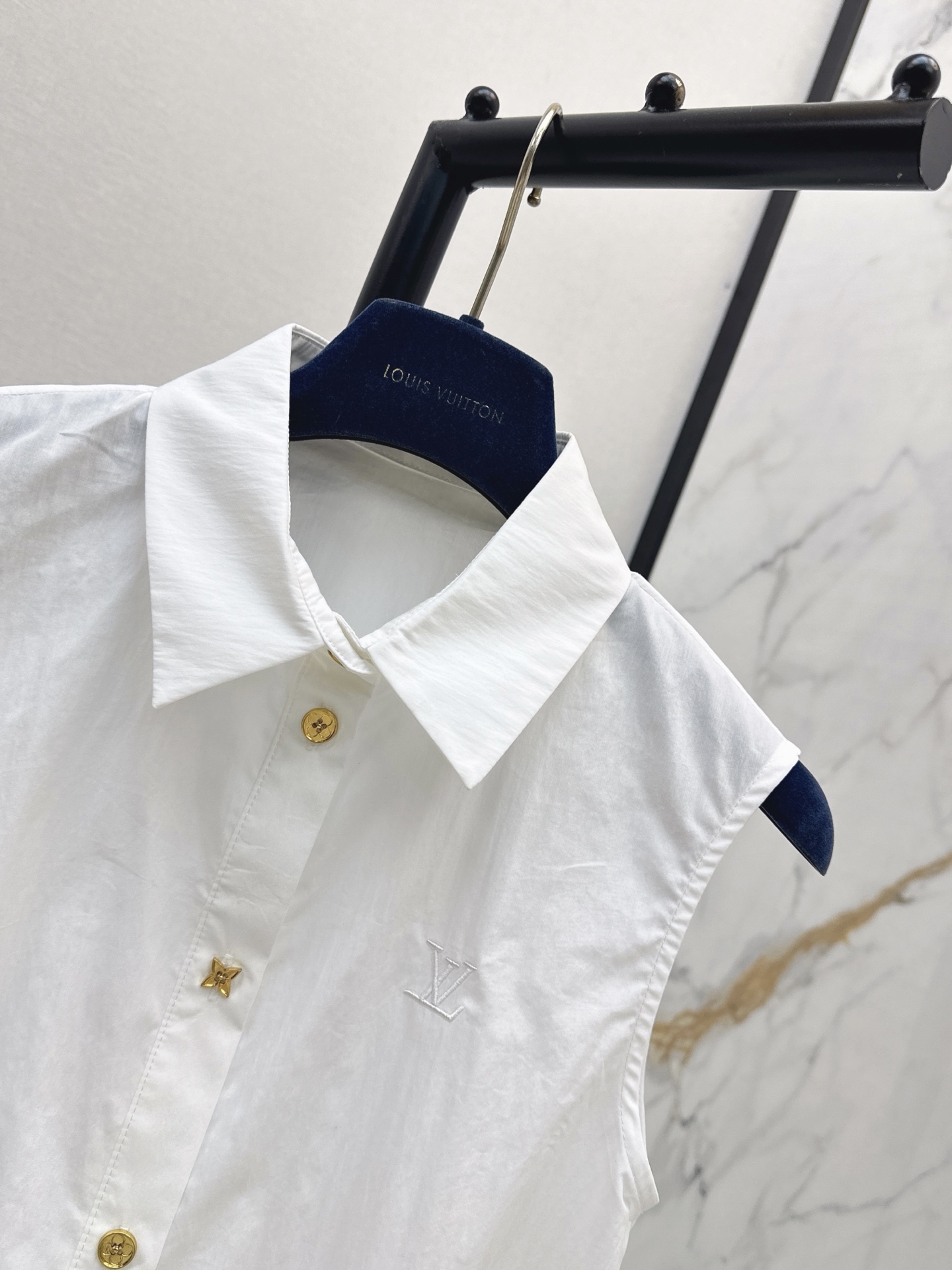 Loui 26ss sleeveless shirt