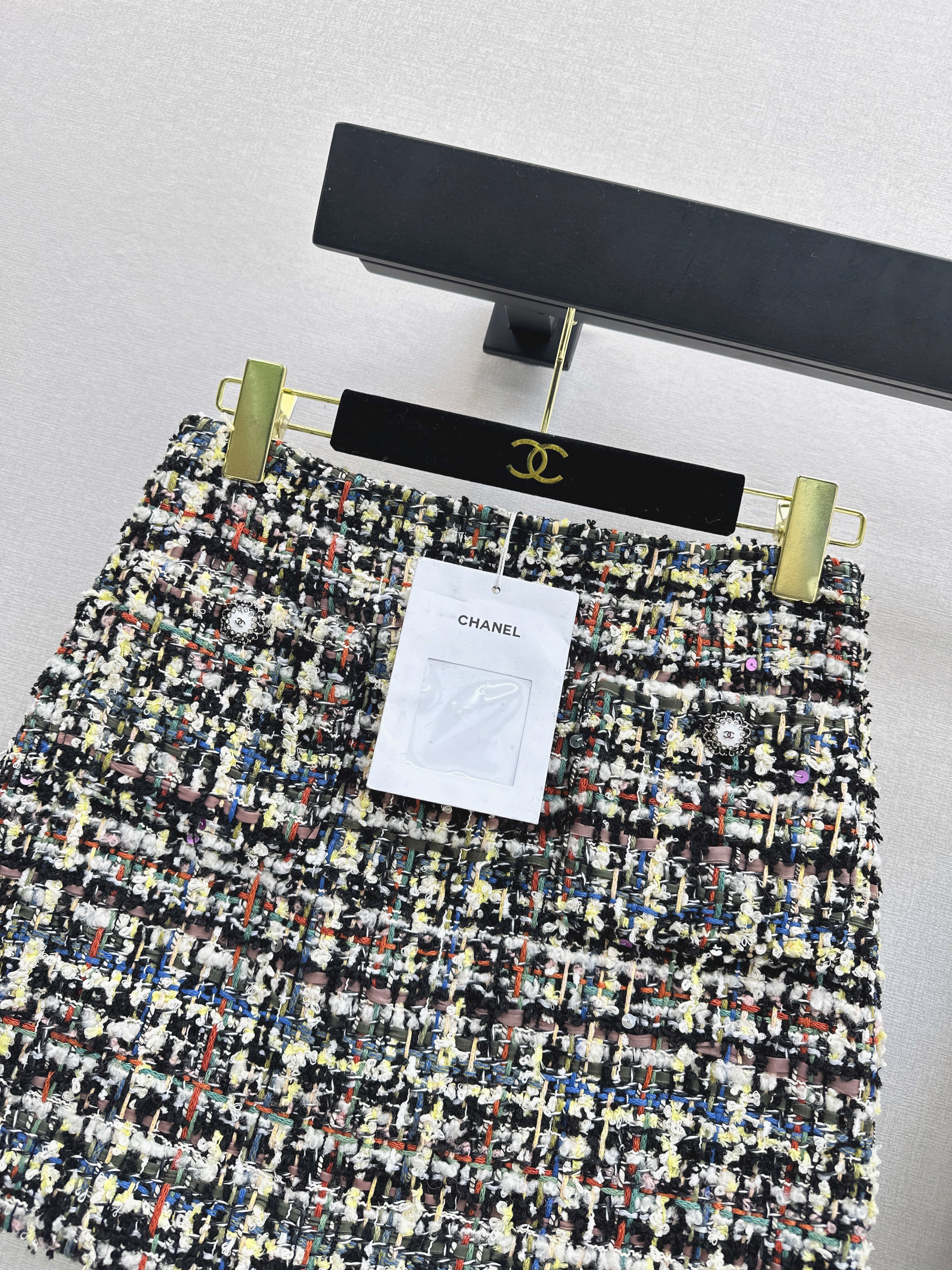 Chan 26ss woven tweed skirts