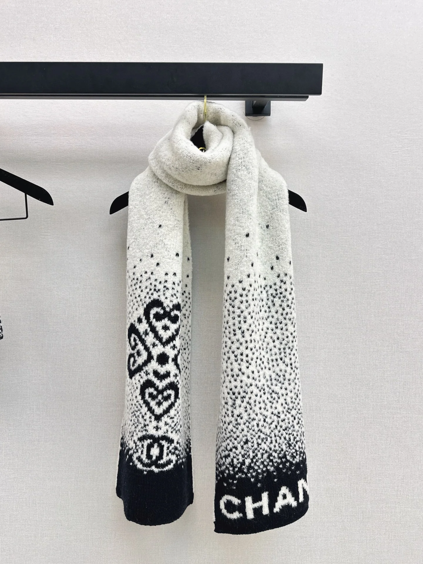 Chan 25fw cashmere hat scarf