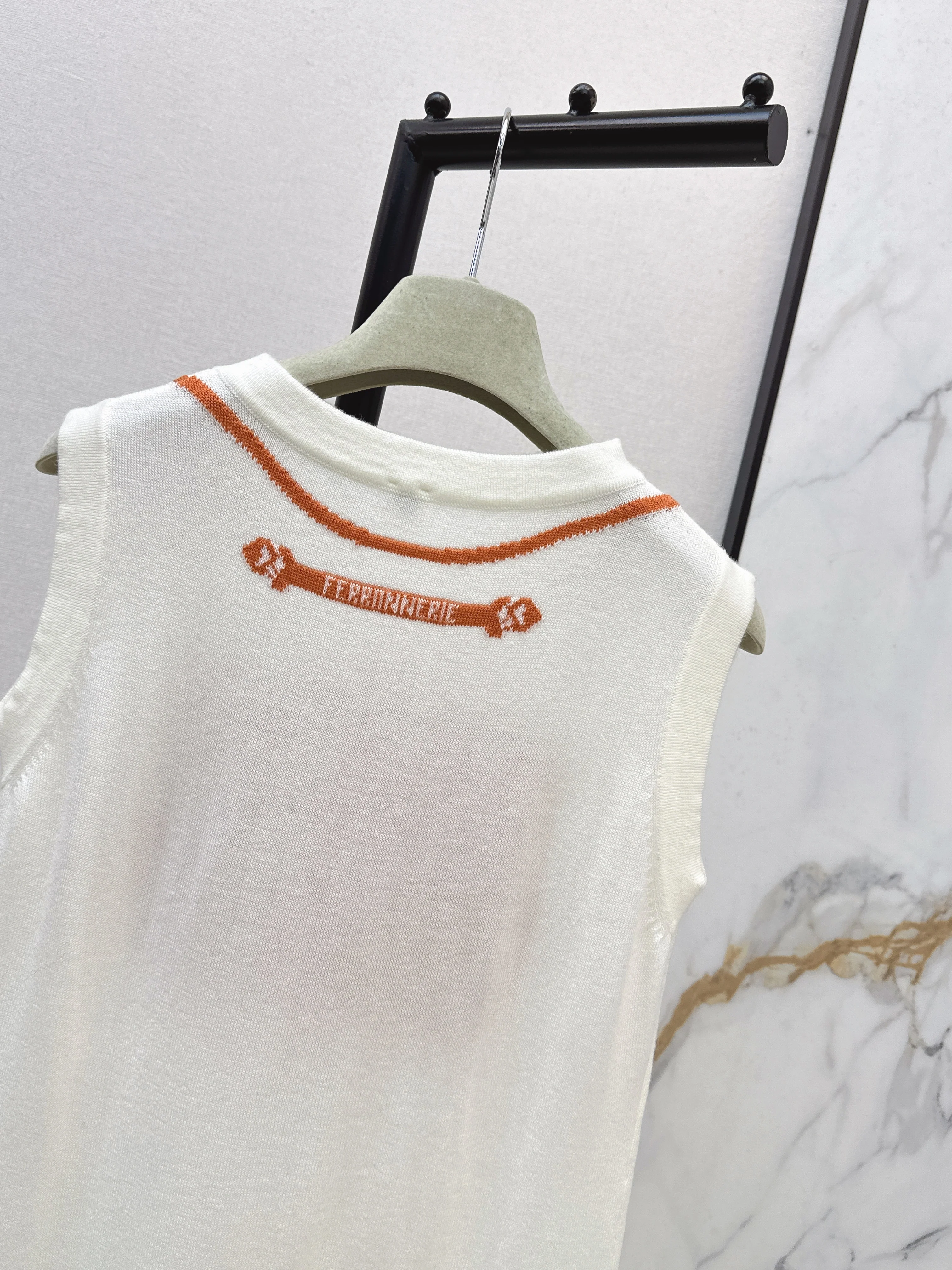 Herm 26ss jacquard sleeveless dress