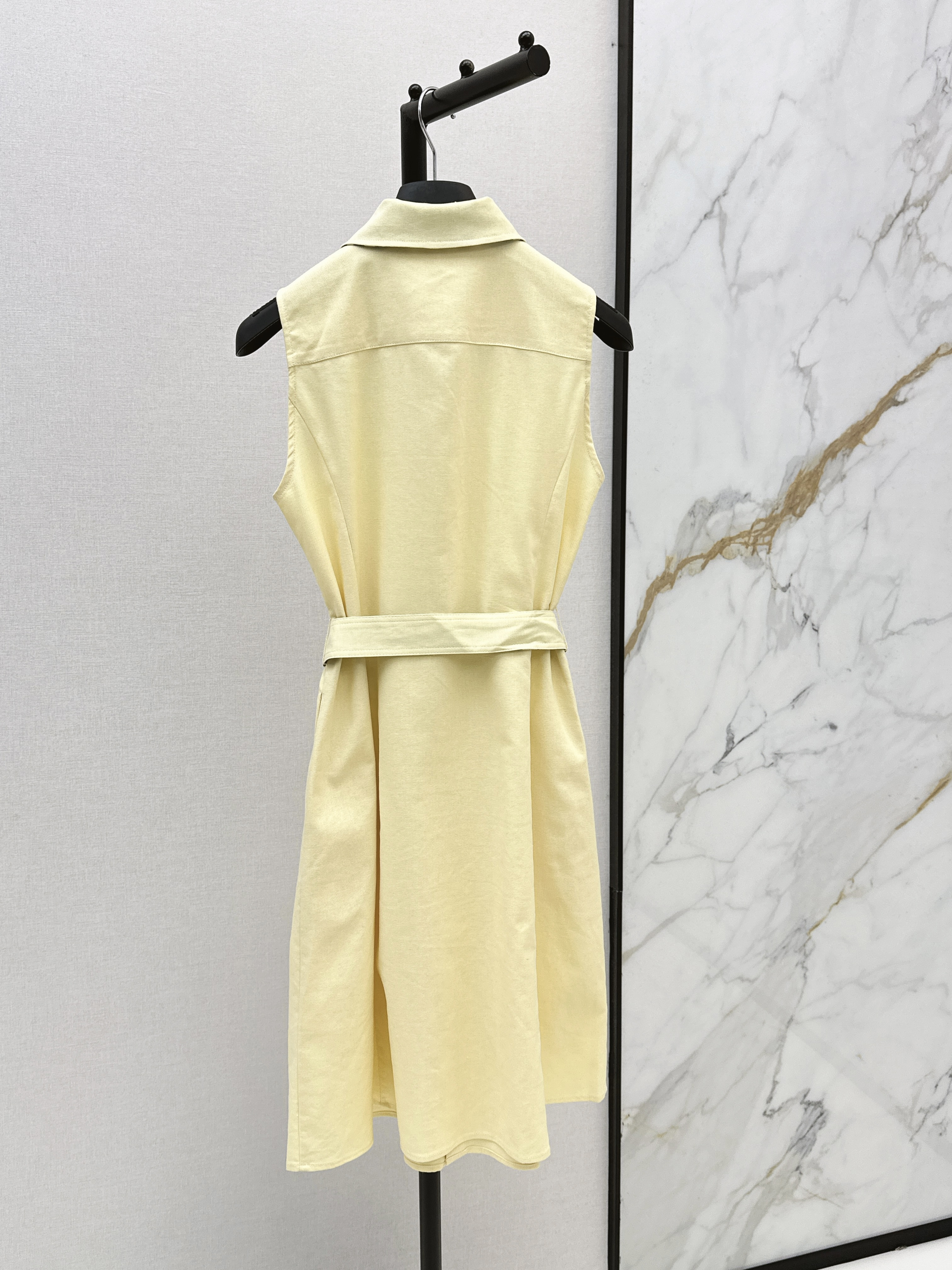 CD 26SS Sleeveless Belted Shirt Dress