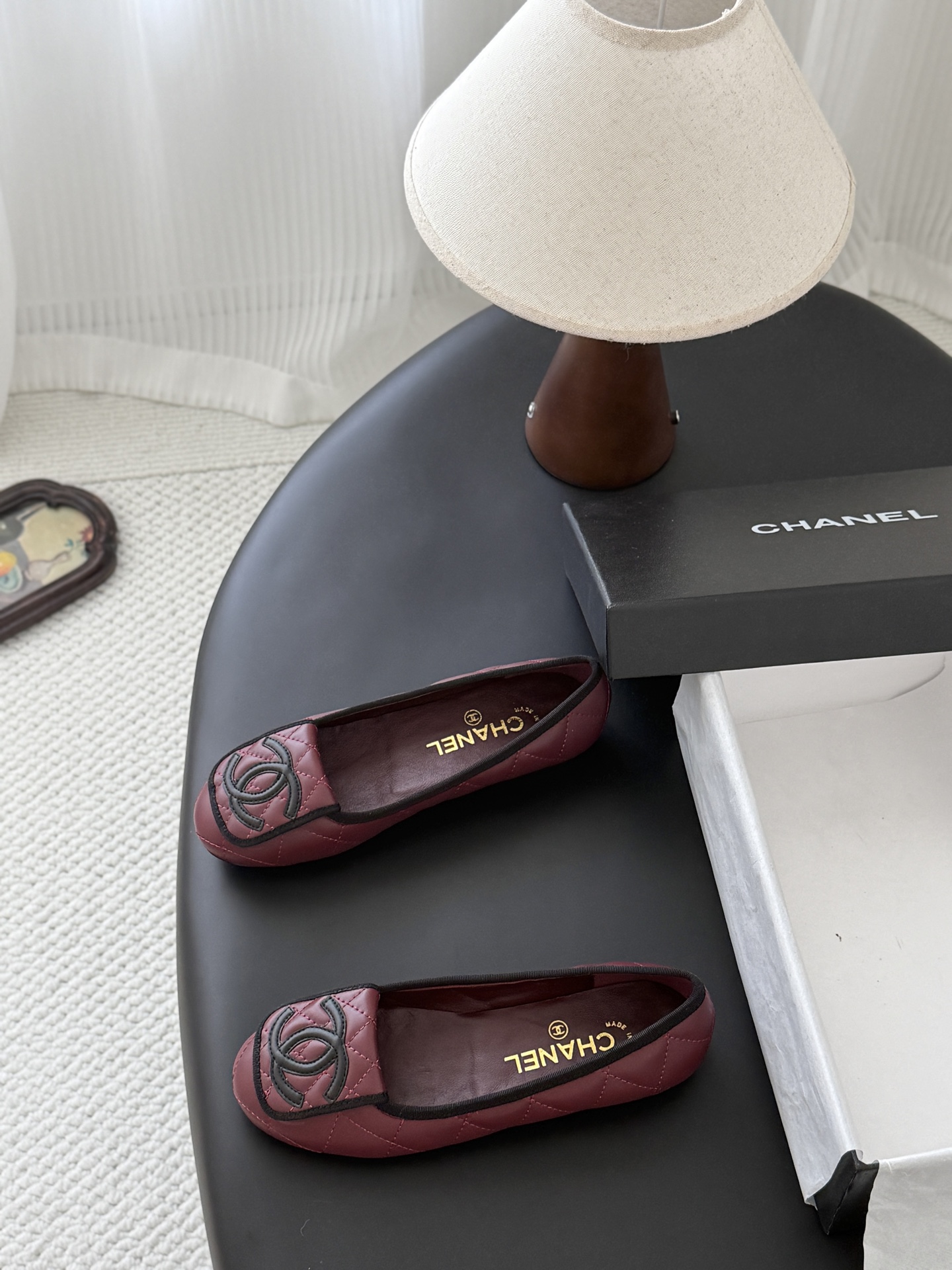 Chan 26C ballet flats