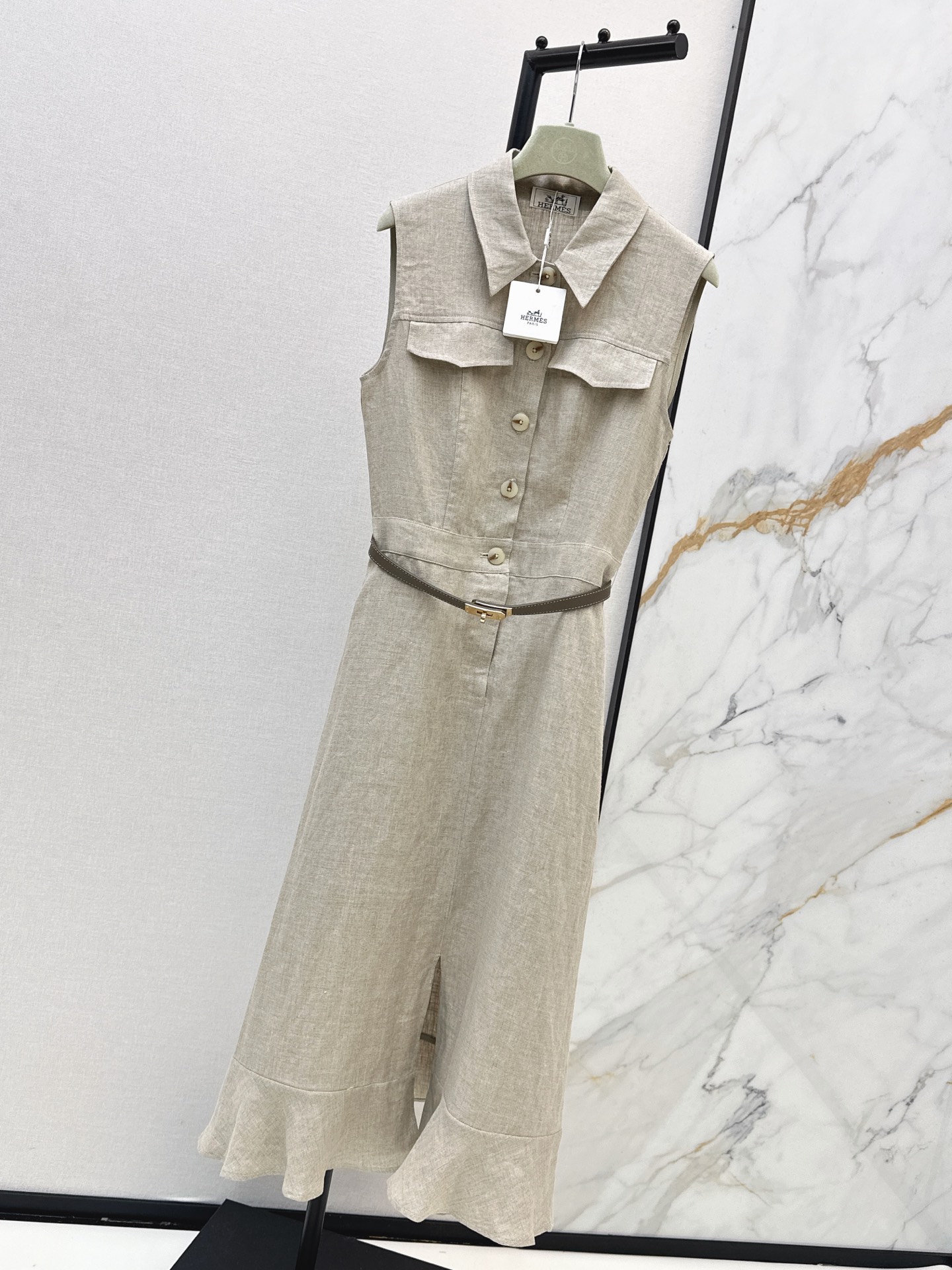 Her 26ss sleeveless shirt dress