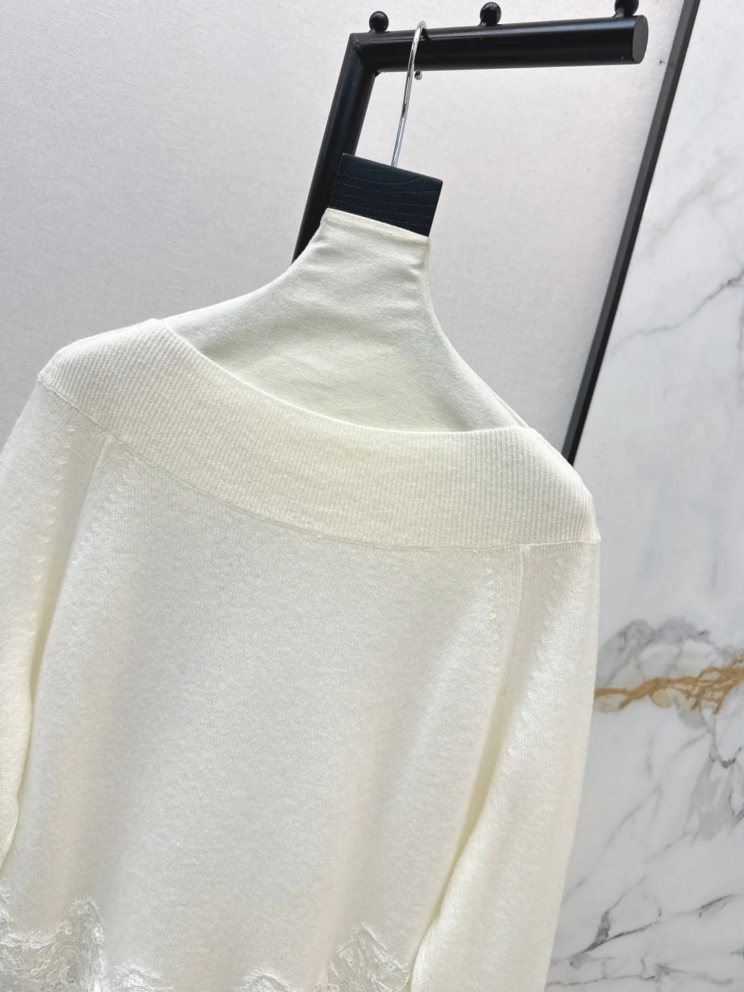 ES 26ss embroidery lace sweater