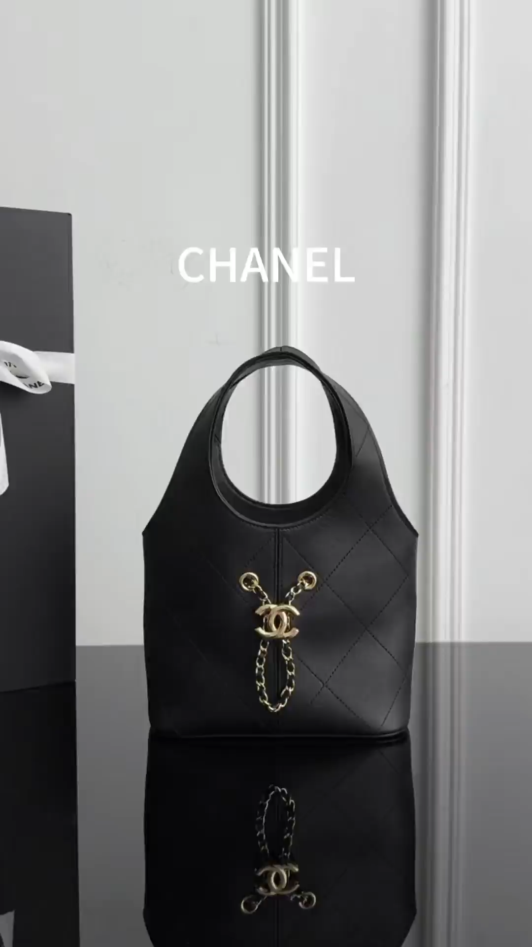 Chan 26P hobo bag