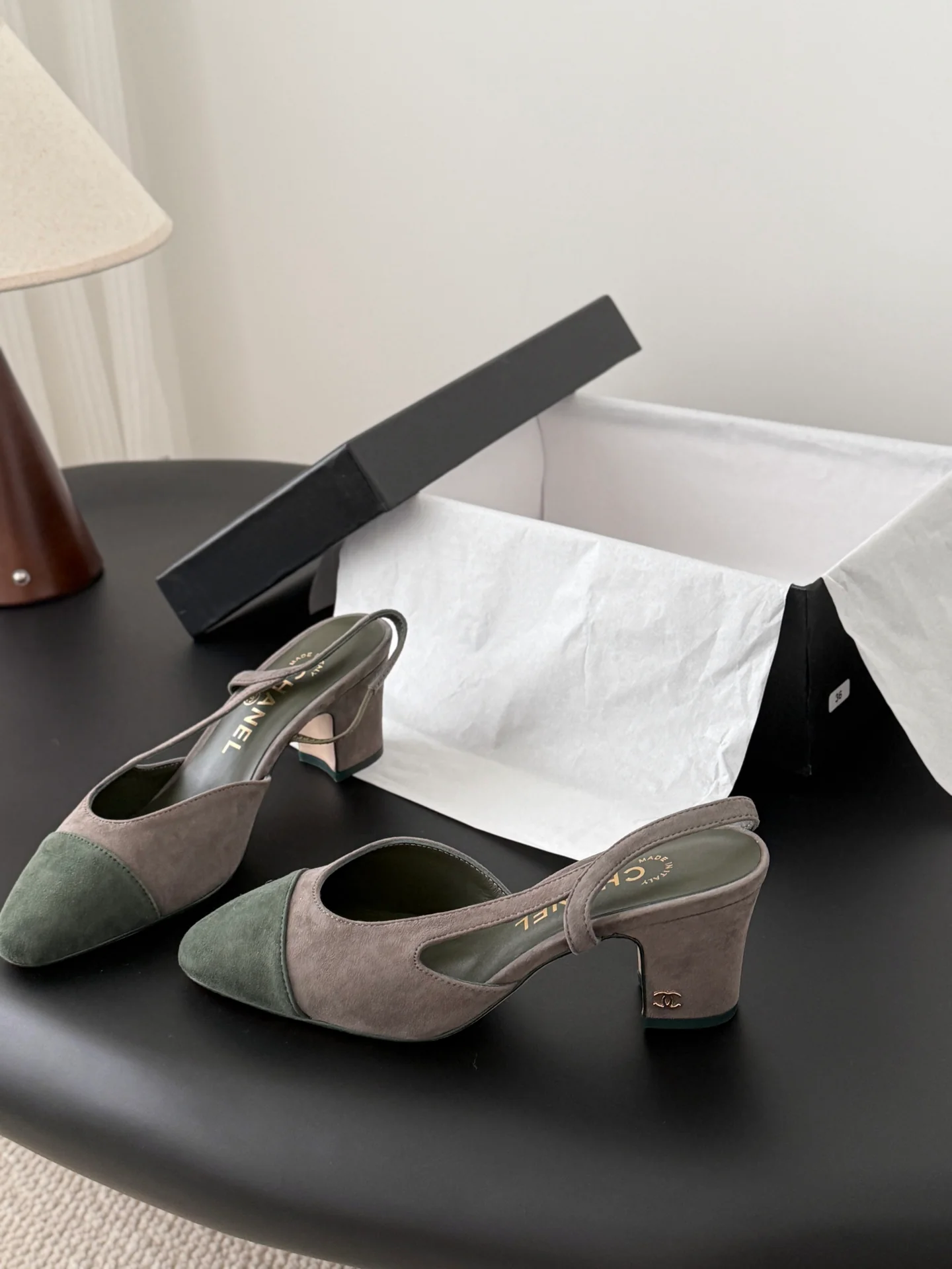 Chan 25fw slingback chunky heels