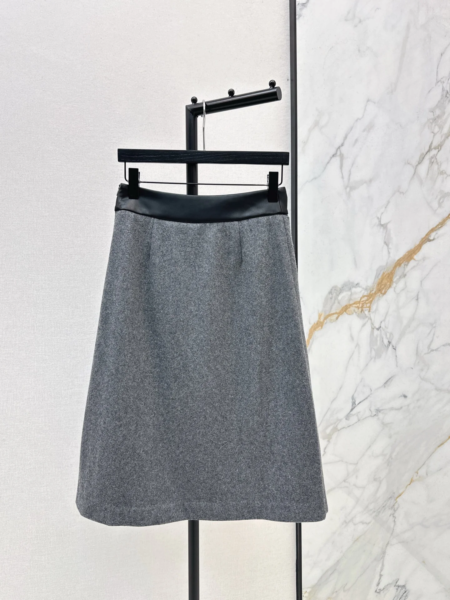 Herm 26ss contract pu skirts