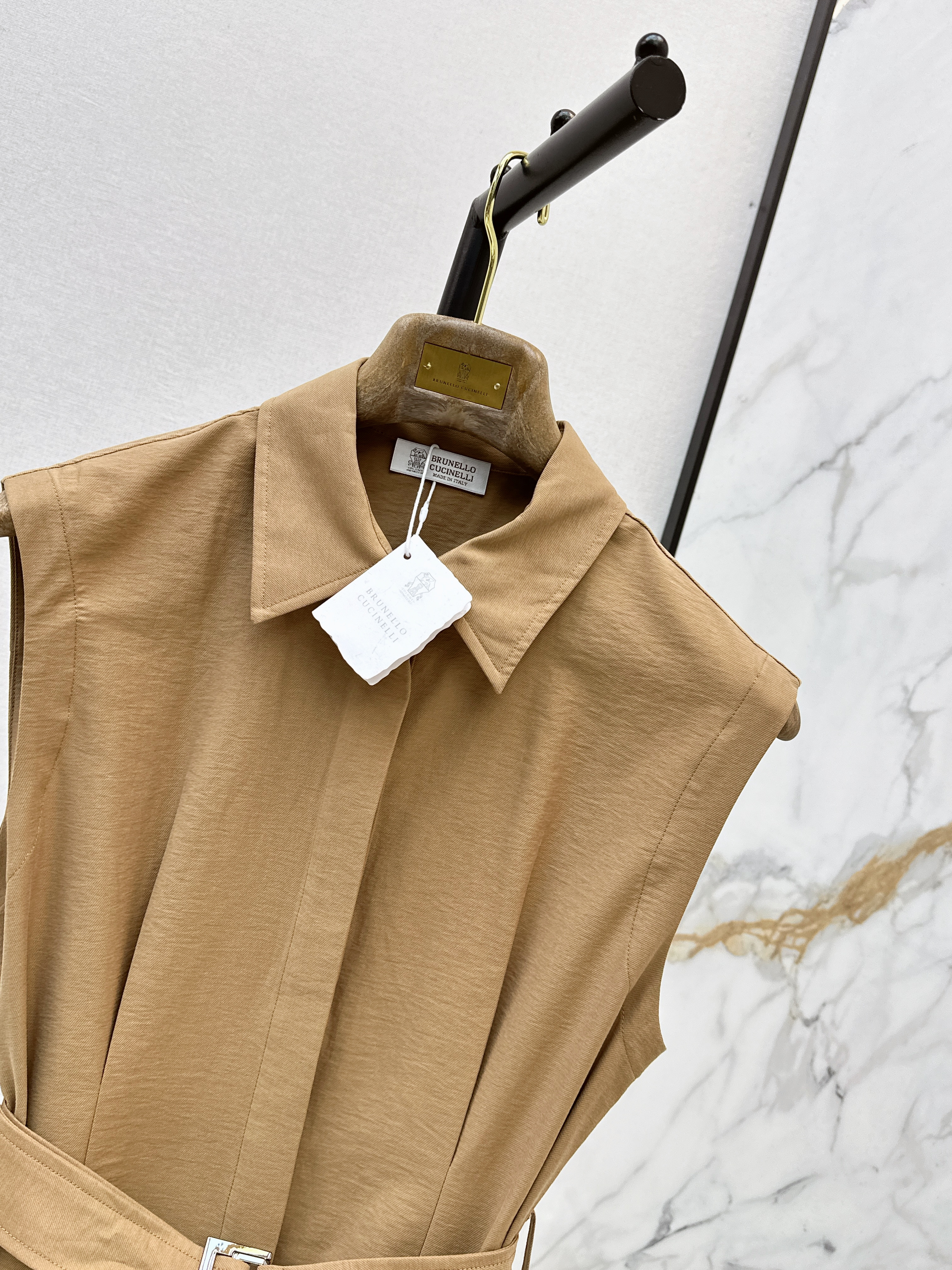 Brun 26ss sleeveless shirt dress