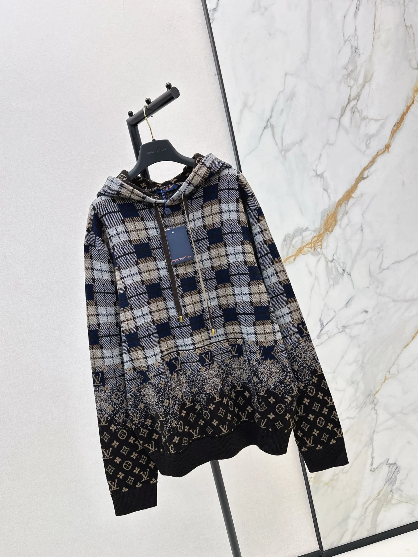 Louis 26ss hooded check sweater