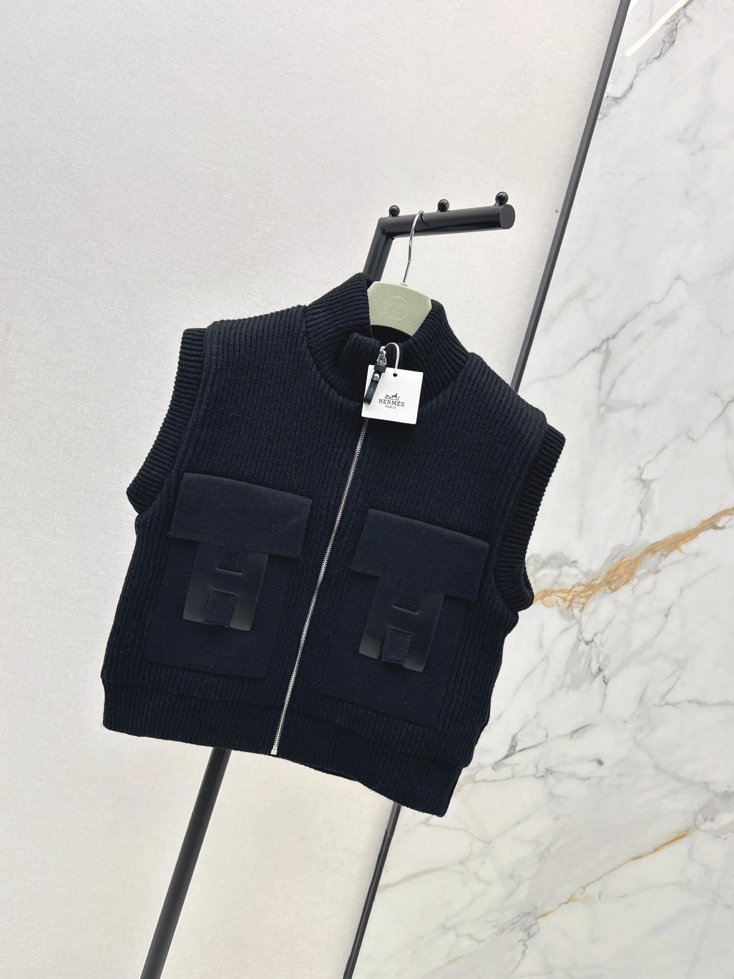 Herm 25fw knit veats