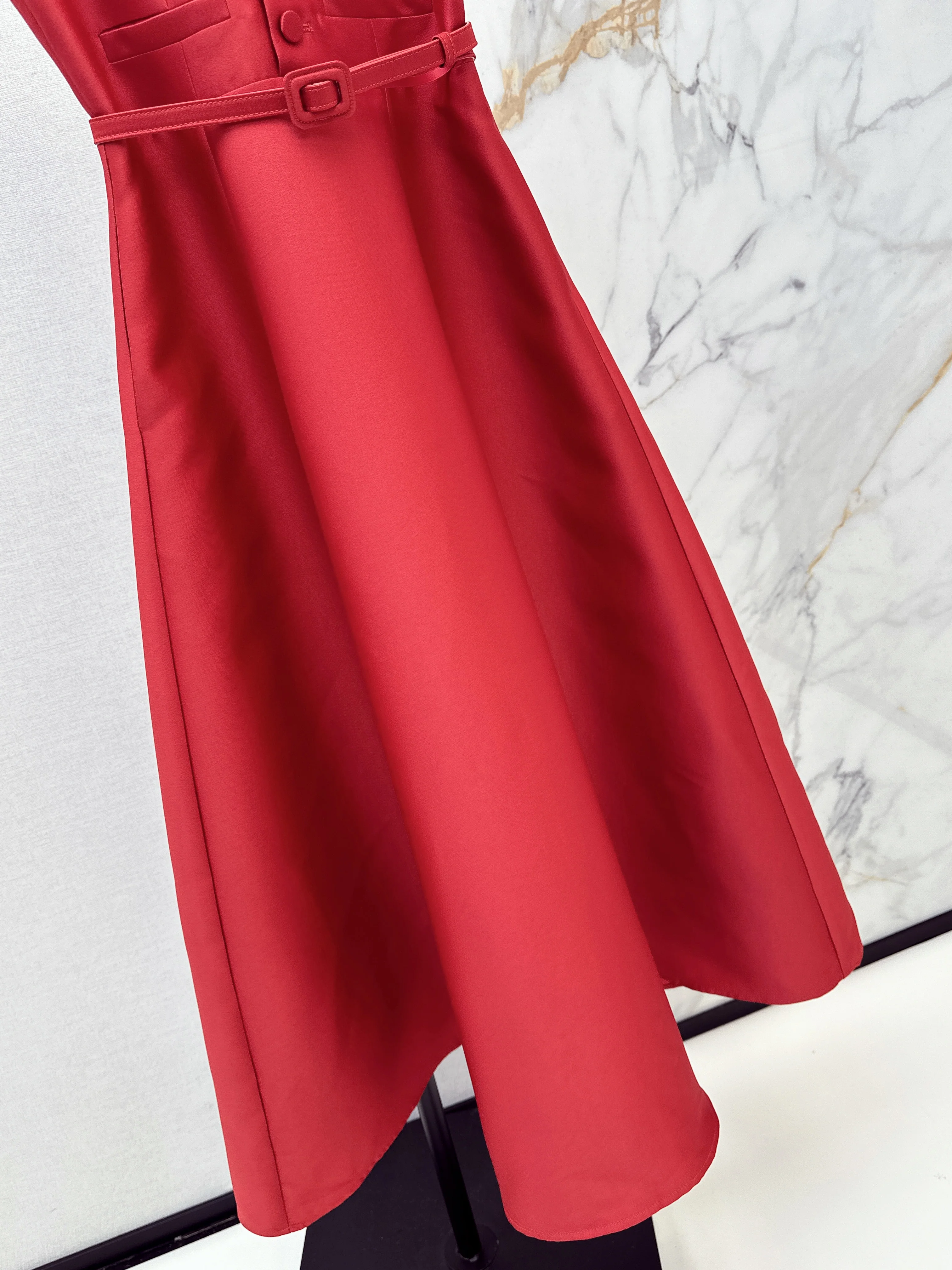 CD 26ss sleeveless back-bow cocktail dress