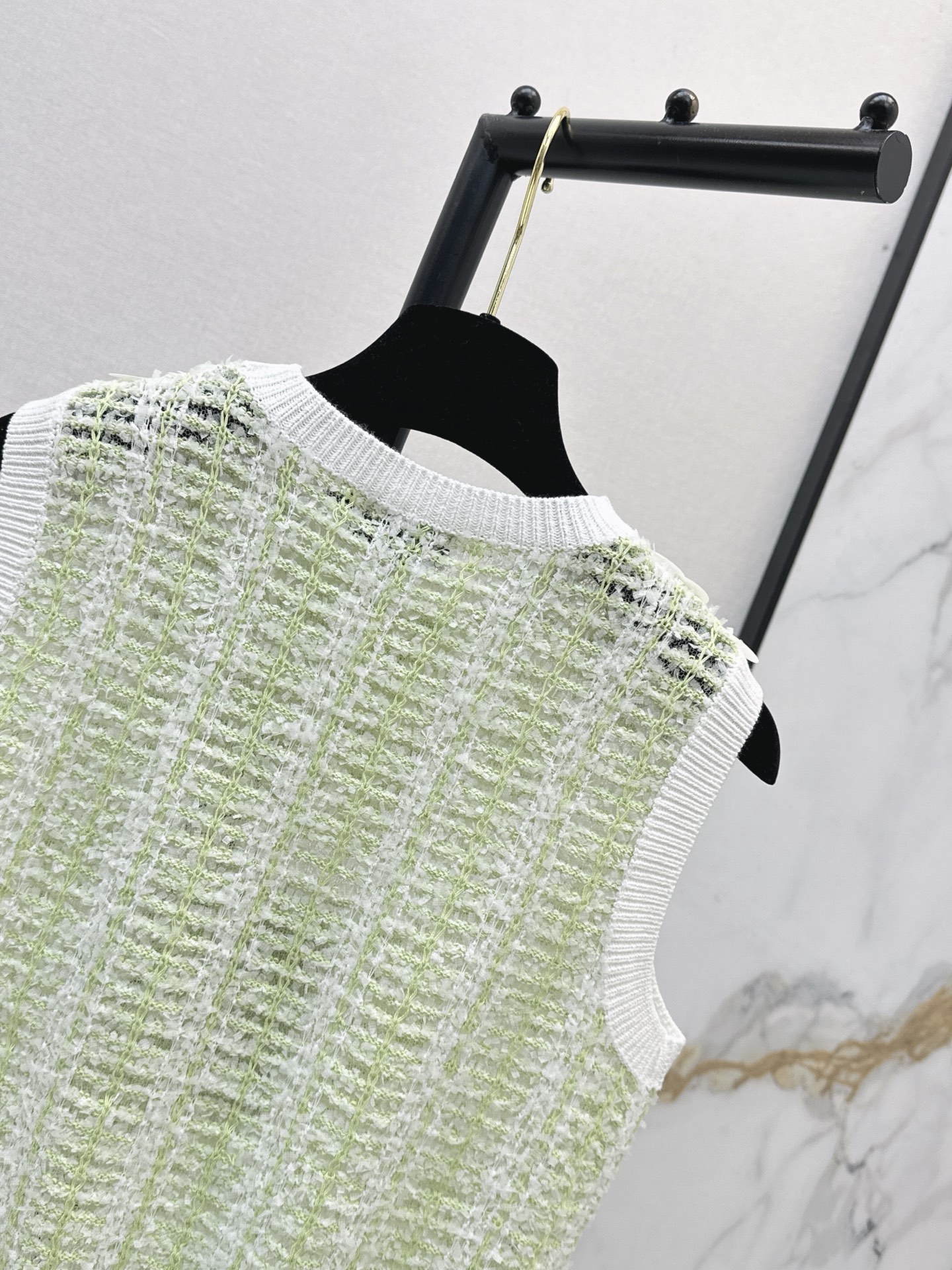 Chan 26ss sequin vest