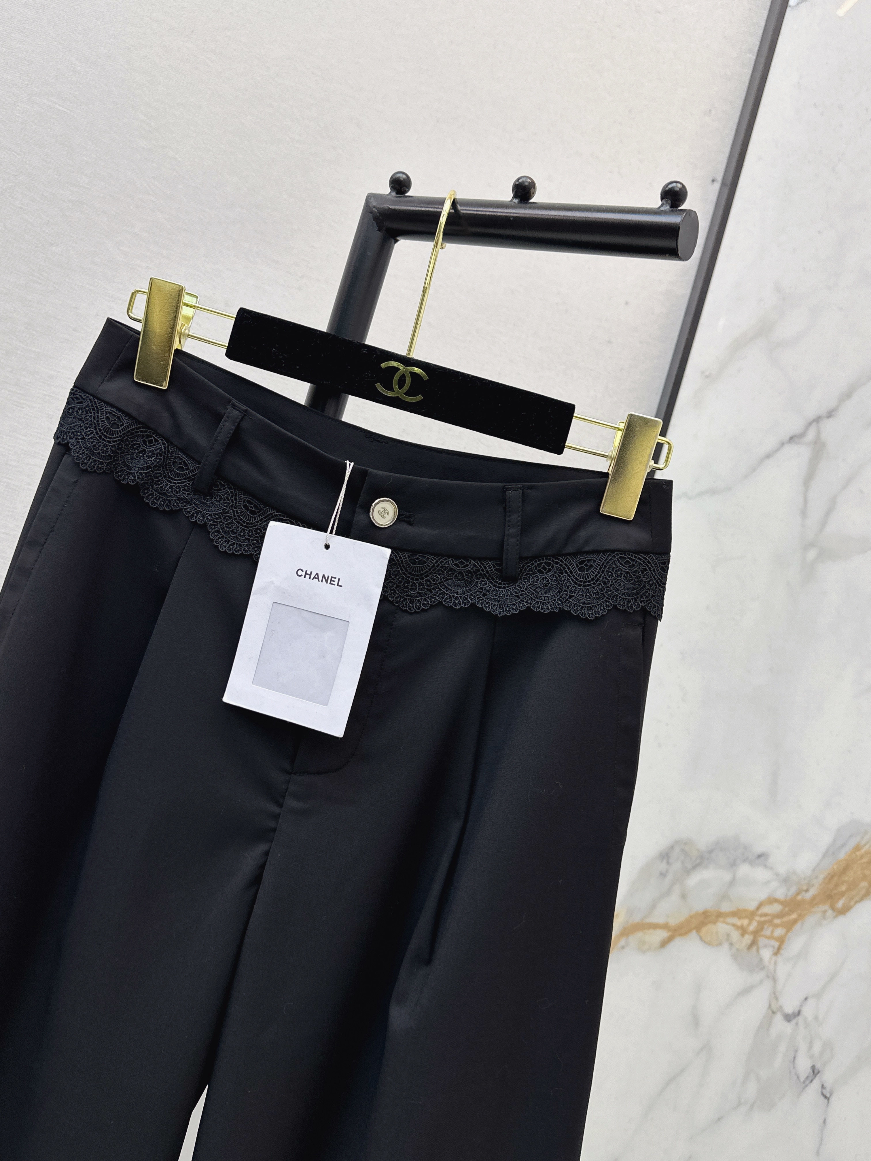 Chan 26ss contract lace pants