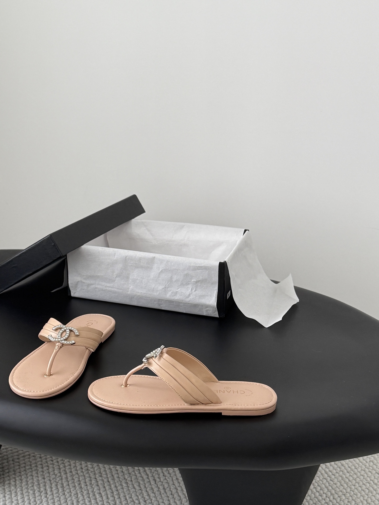 Chan 26K flip-flops