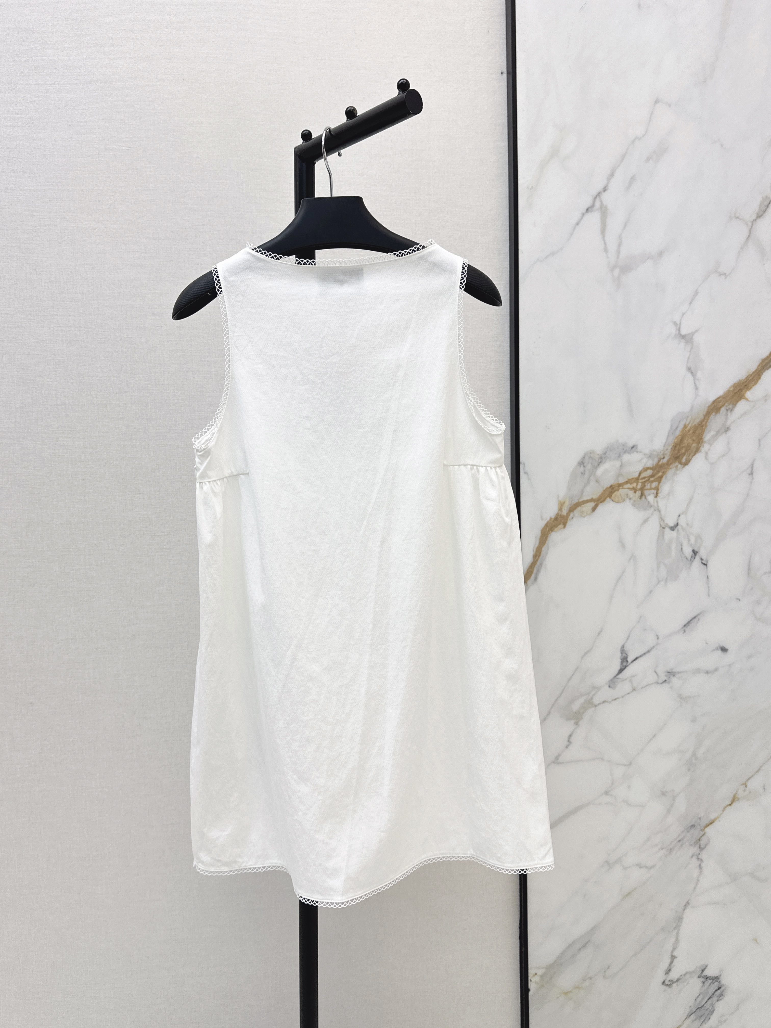 Pra 26ss embroidery sleeveless dress