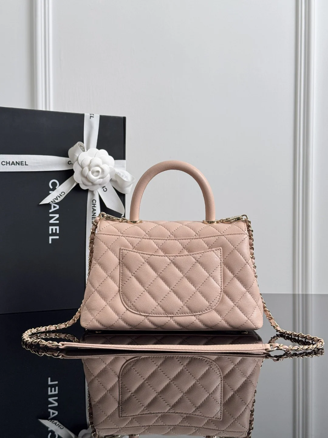 Chan 26ss coco handle shoulder bag