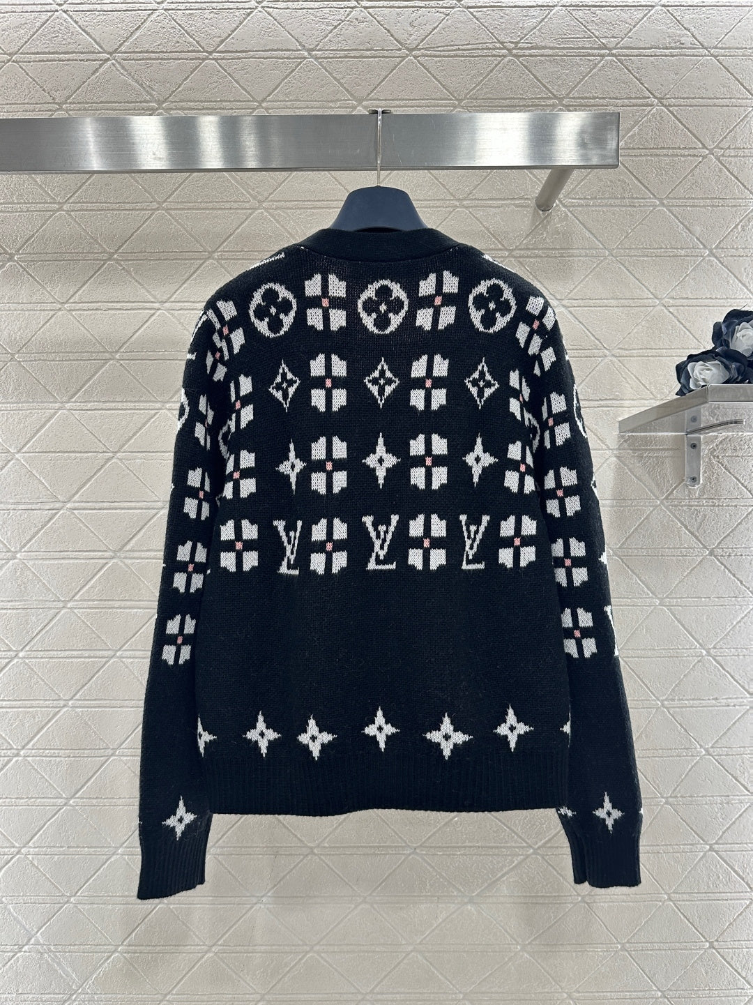 Louis 26ss jacquard knit cardigan