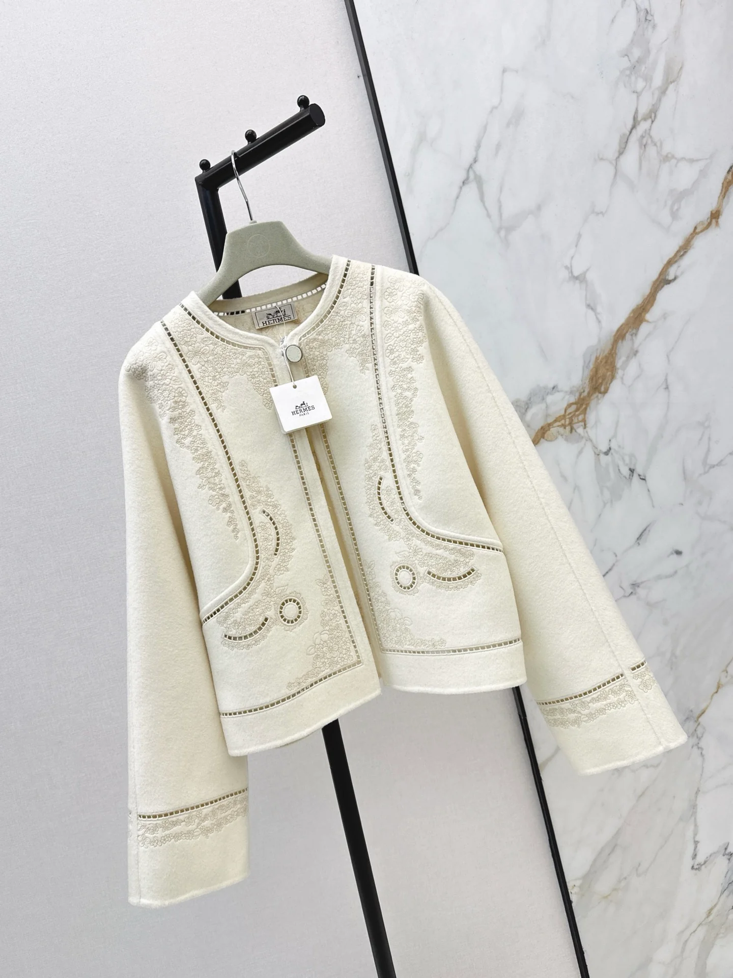 Herm 25fw embroidery jacket