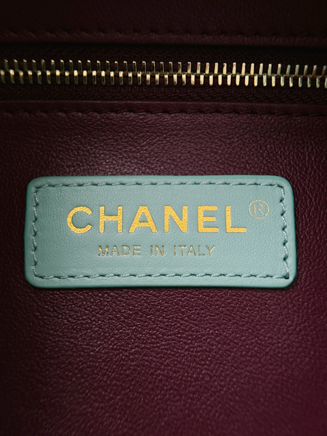 Chan 26S cerf tote bag