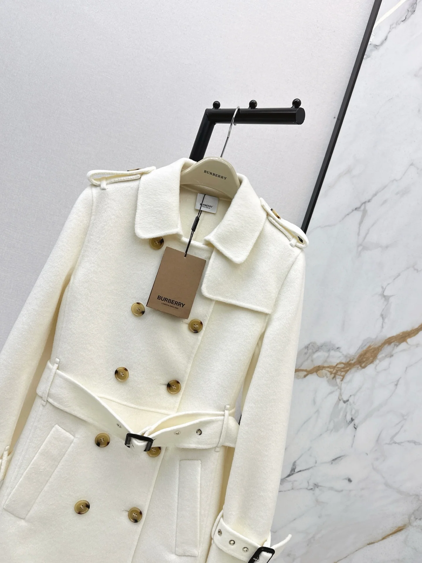 Bur 25fw trench coats