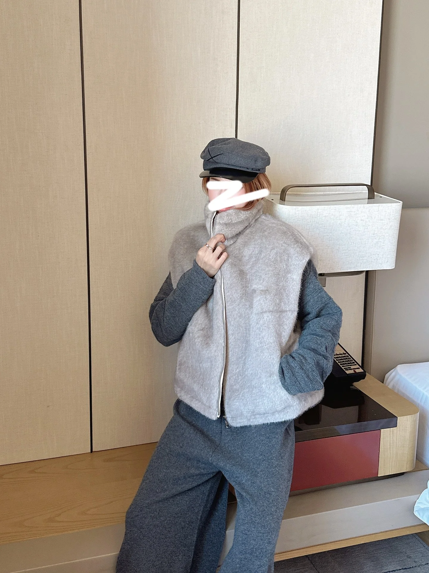 Brun 25fw reversible faux fur vest jacket