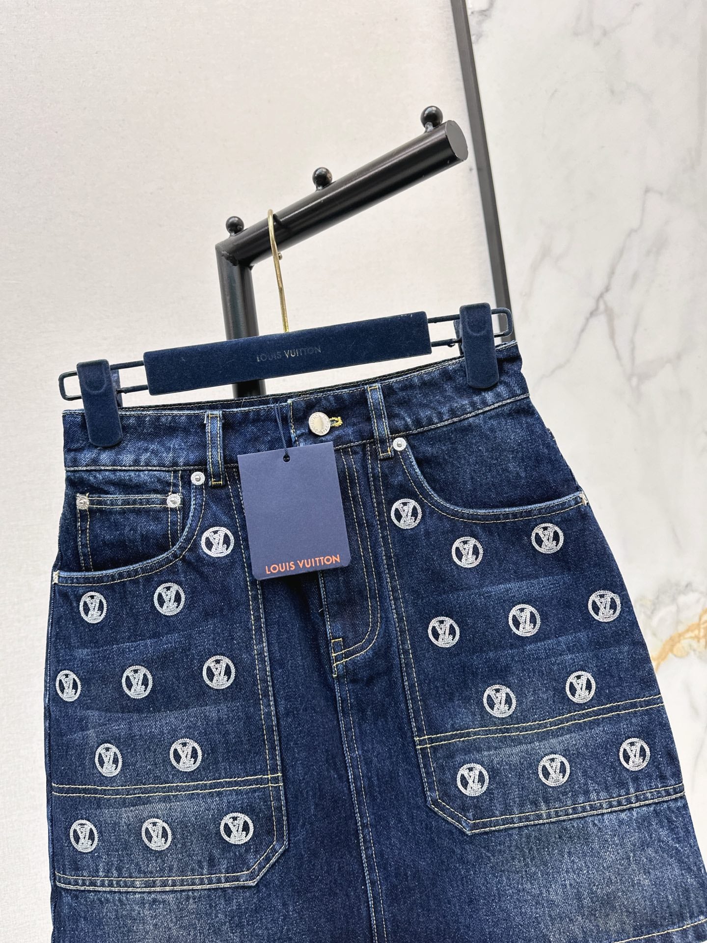 Louis 25fw embroidery denim skirts coin sequins