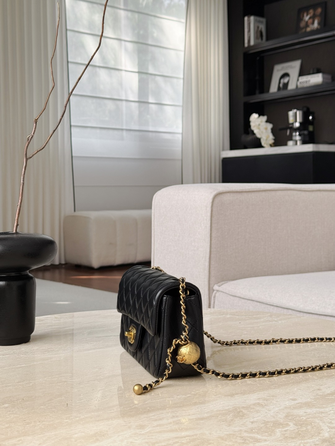 Chan 26ss flap chain bag with gold-tone hardwave