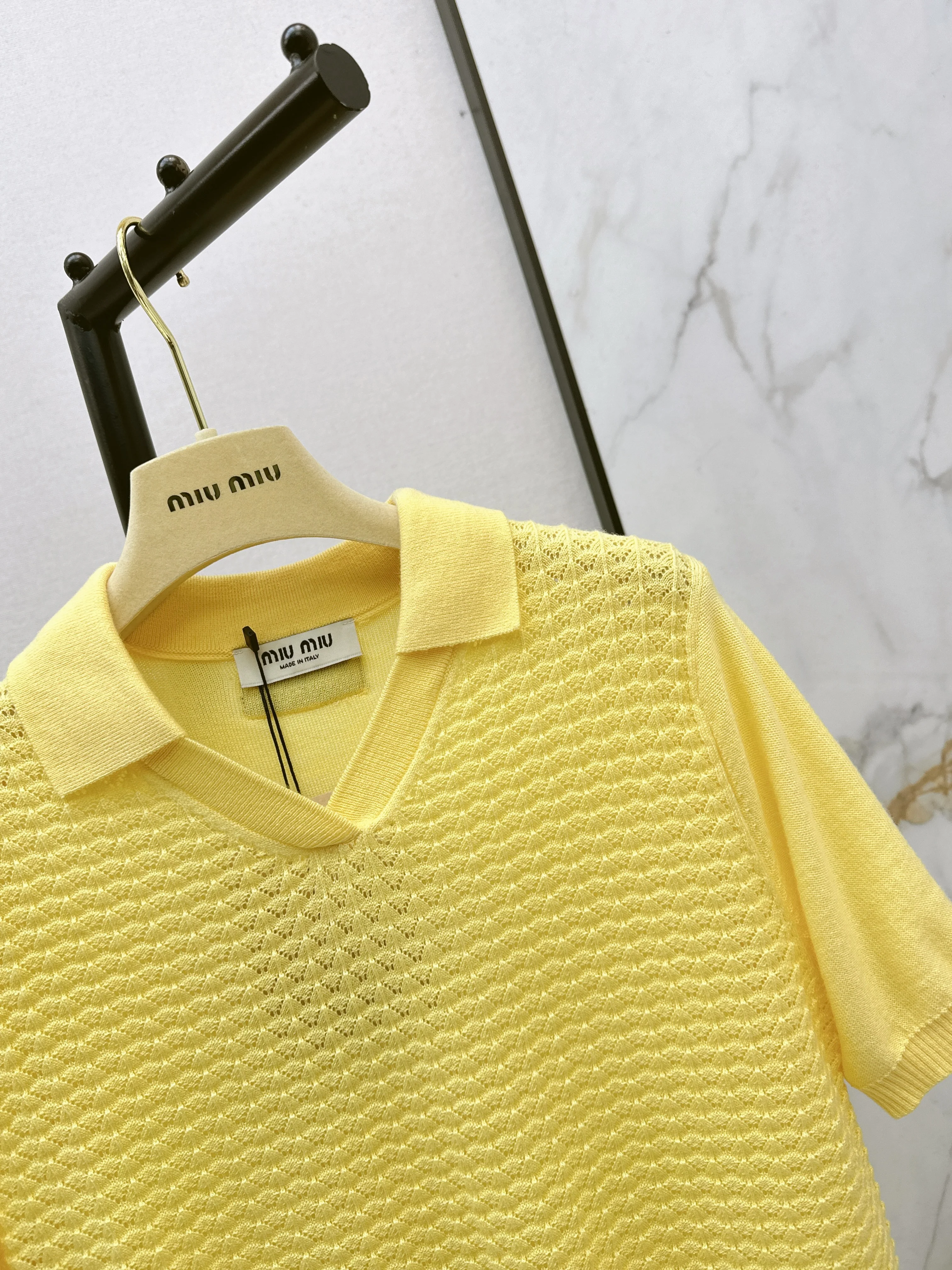 Miu 26ss polo knitted sweater