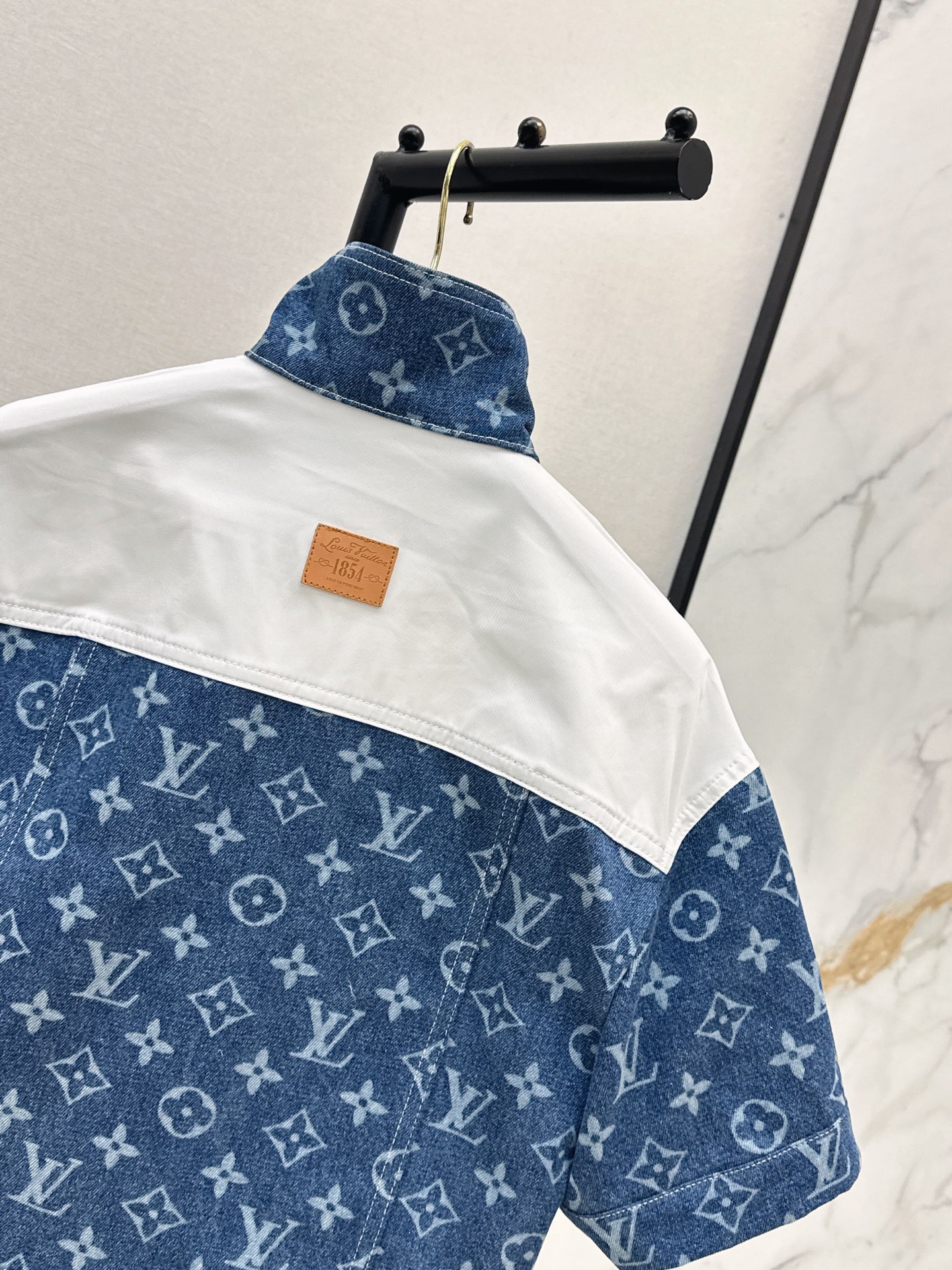 Loui 26ss crooped top