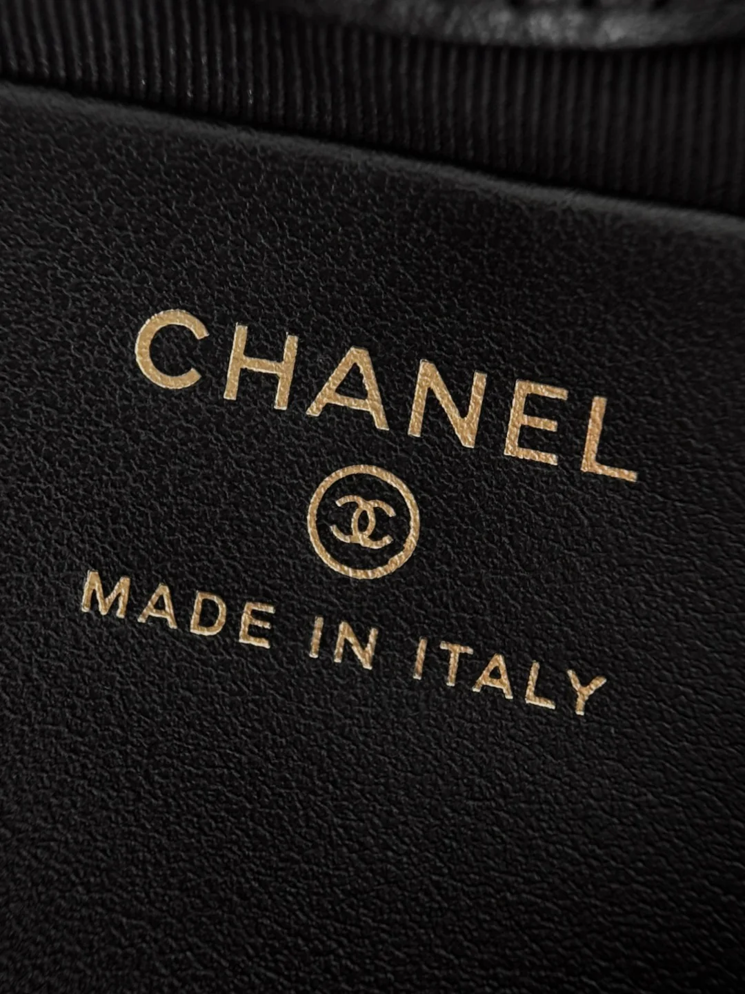 Chan 31bag nano shoulder bags