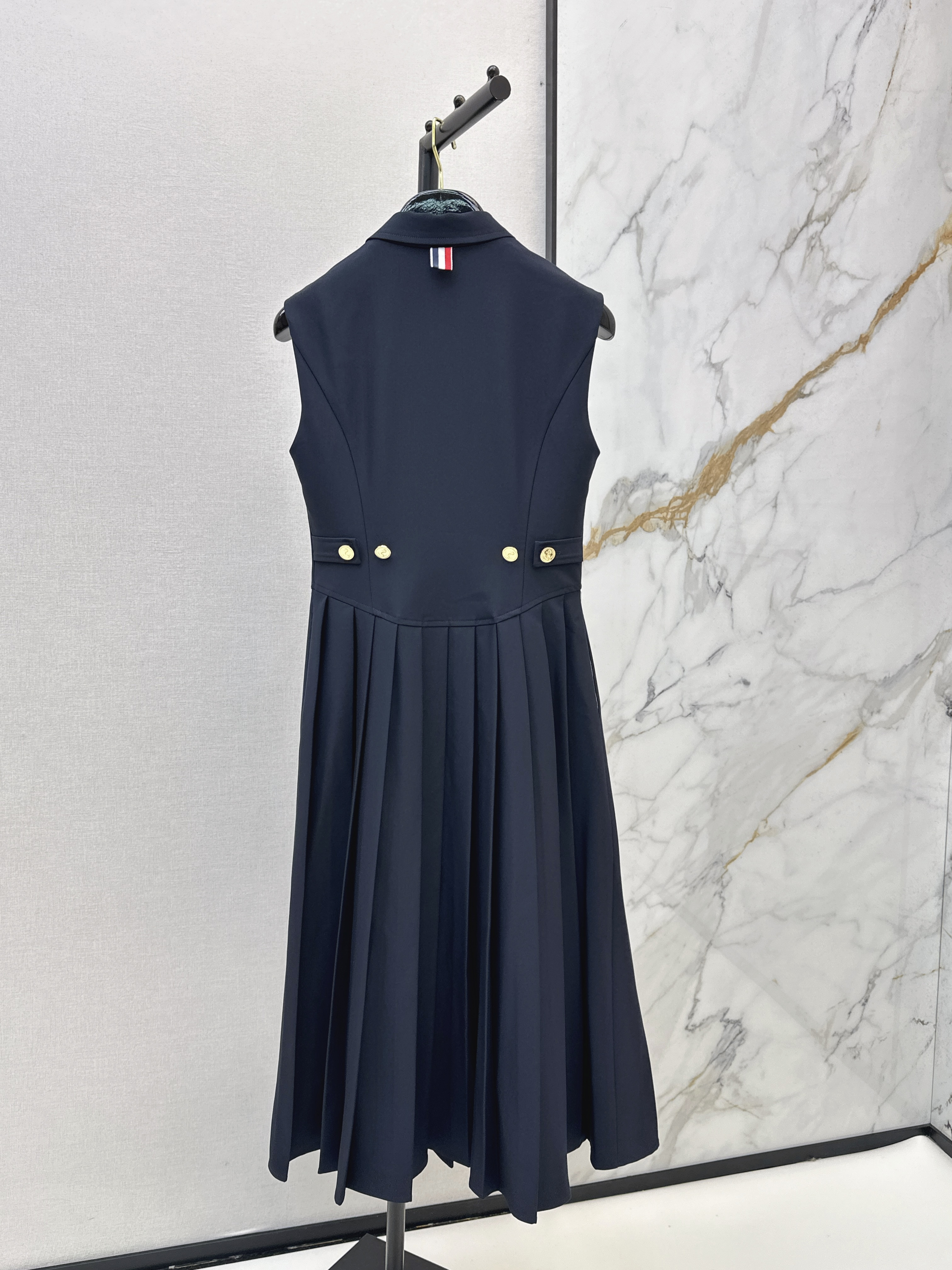 Thom 26ss sleeveless dress