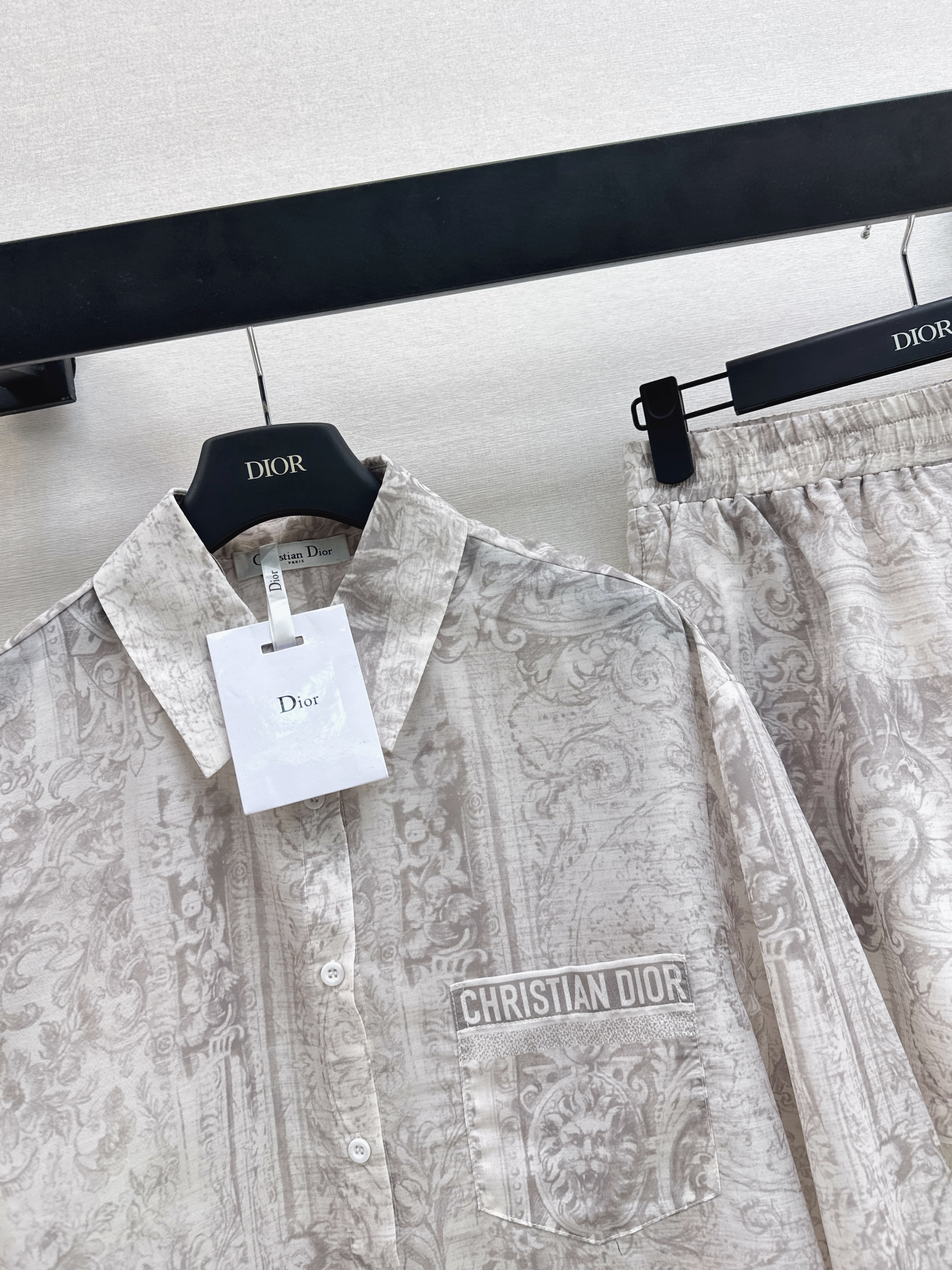 CD 26ss print suit