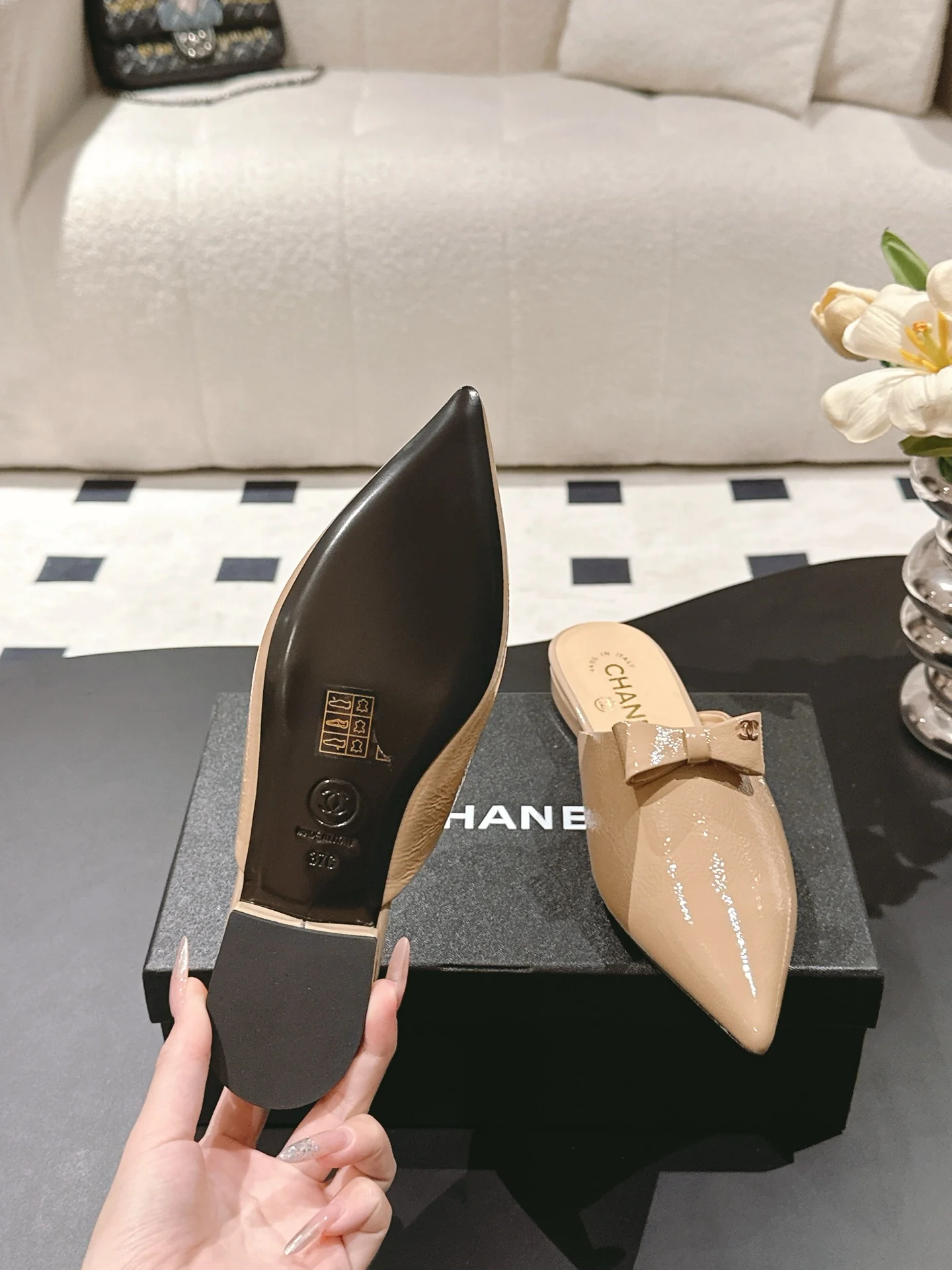 Chan 25fw mules