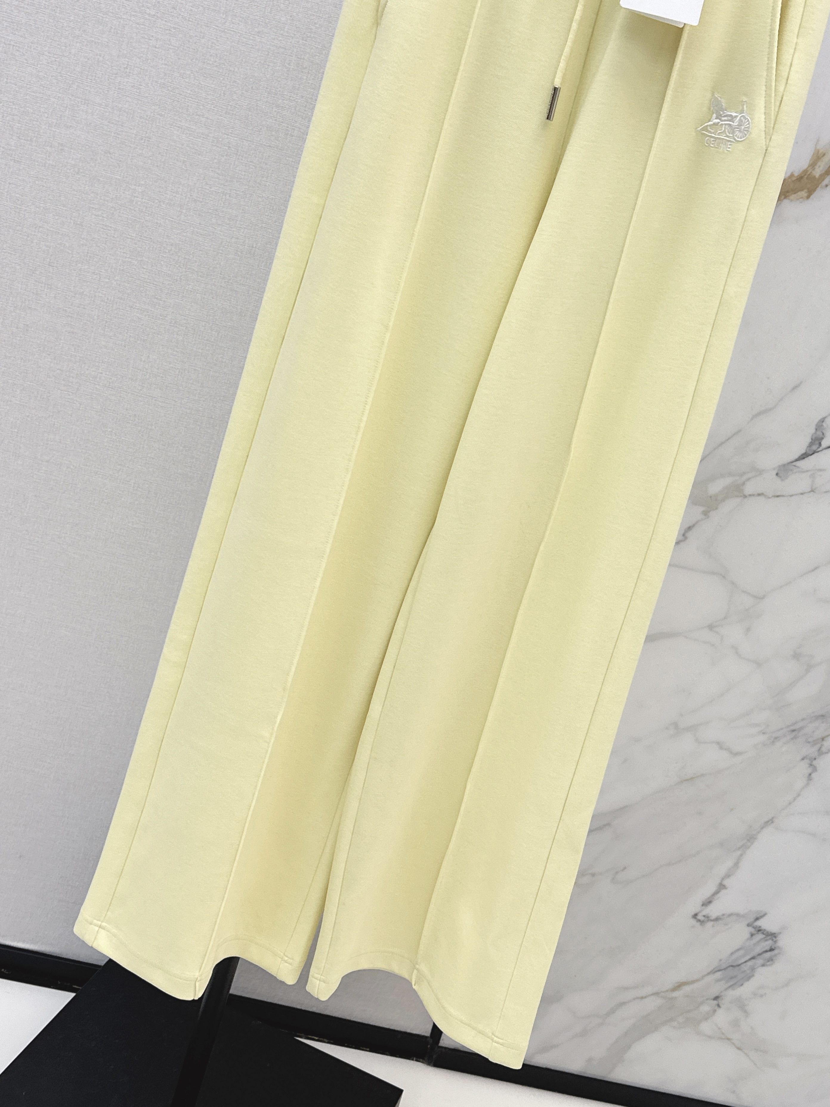 Celi 26ss embroidery pants