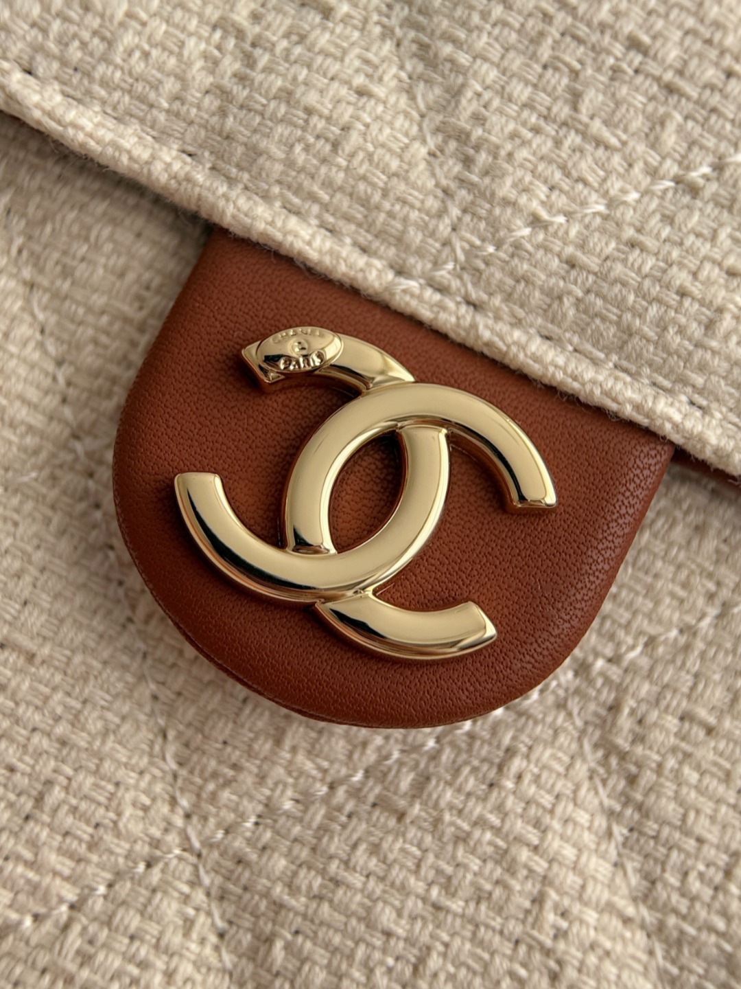 Chan 26S tote hobo bag