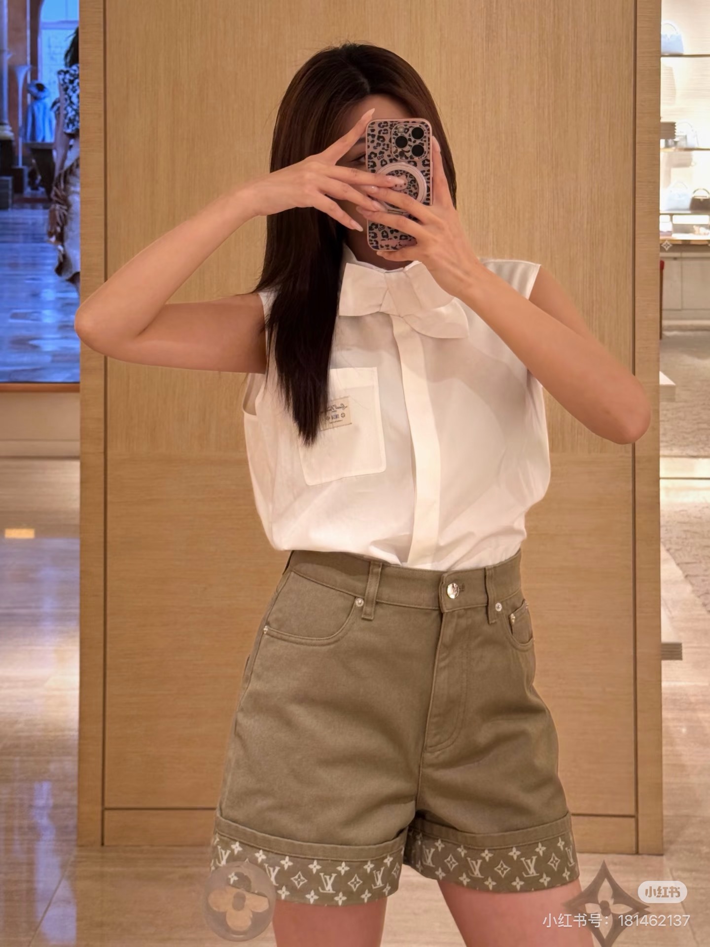 Loui 26ss sleeveless bow shirt