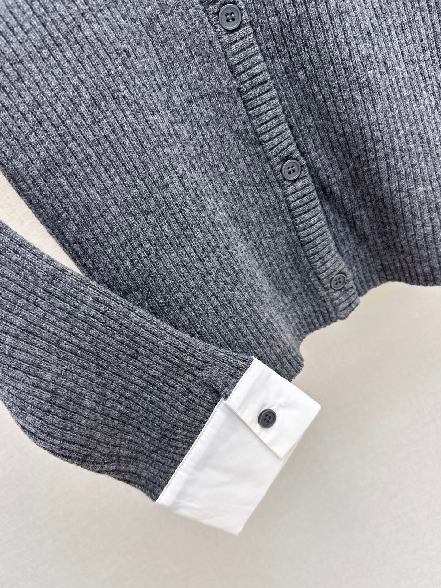 Miu 26SS 2in1 knit shirt