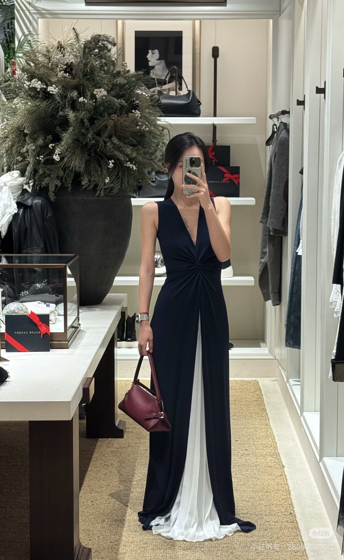 Ralp 26ss sleeveless v-neck dress