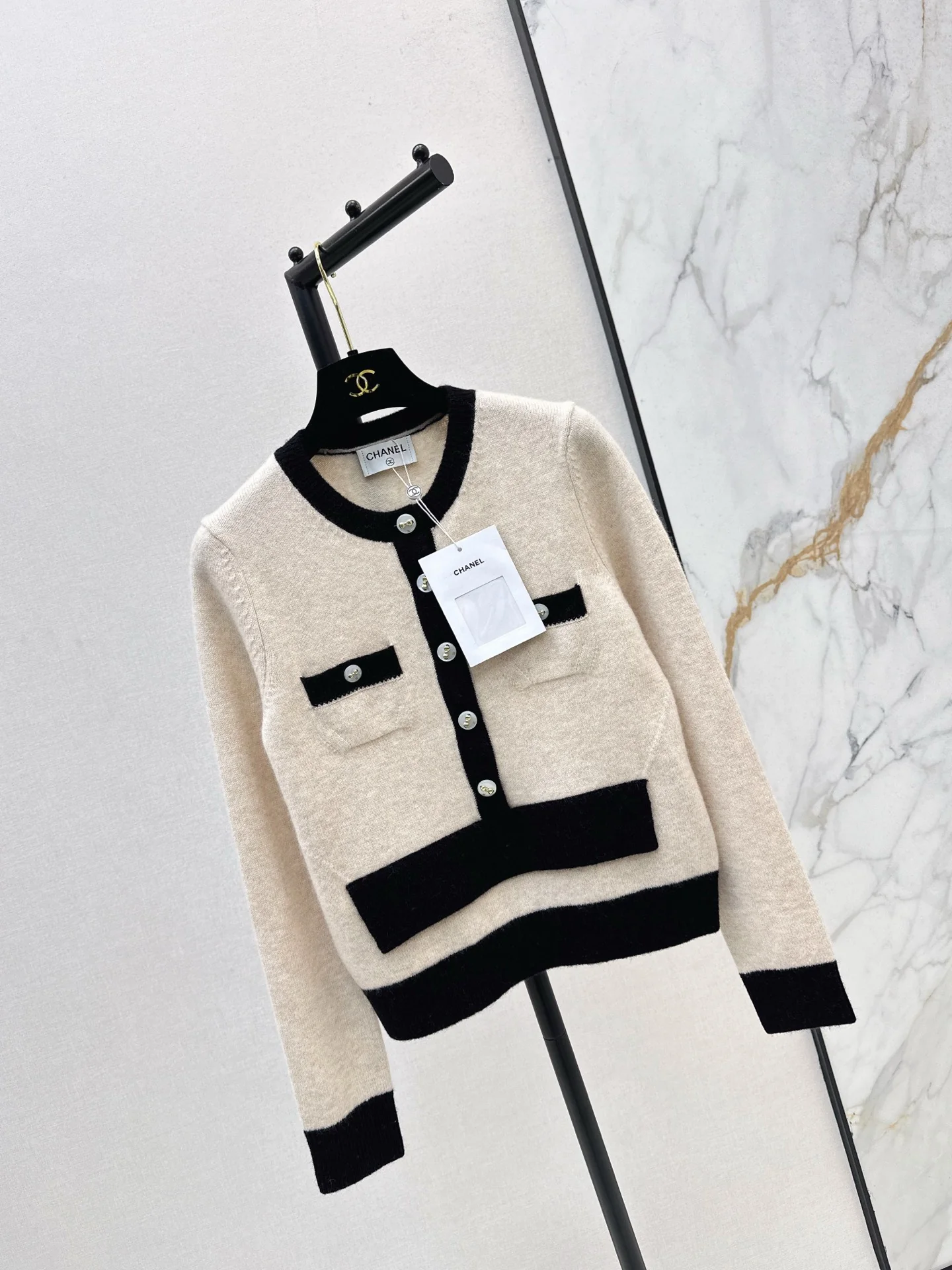 Chan 25fw cardigan