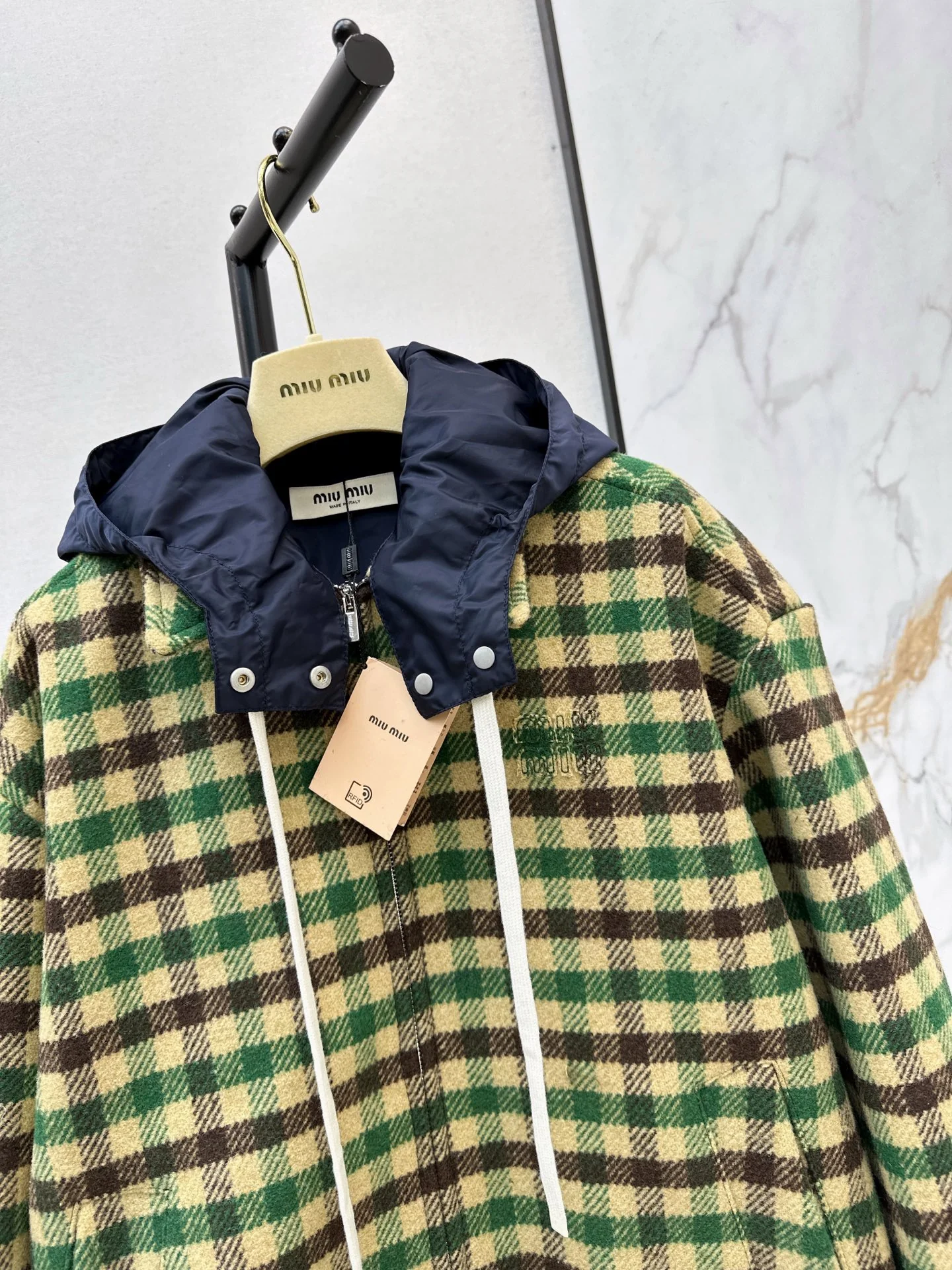 Miu 25fw hooded plaid jacket