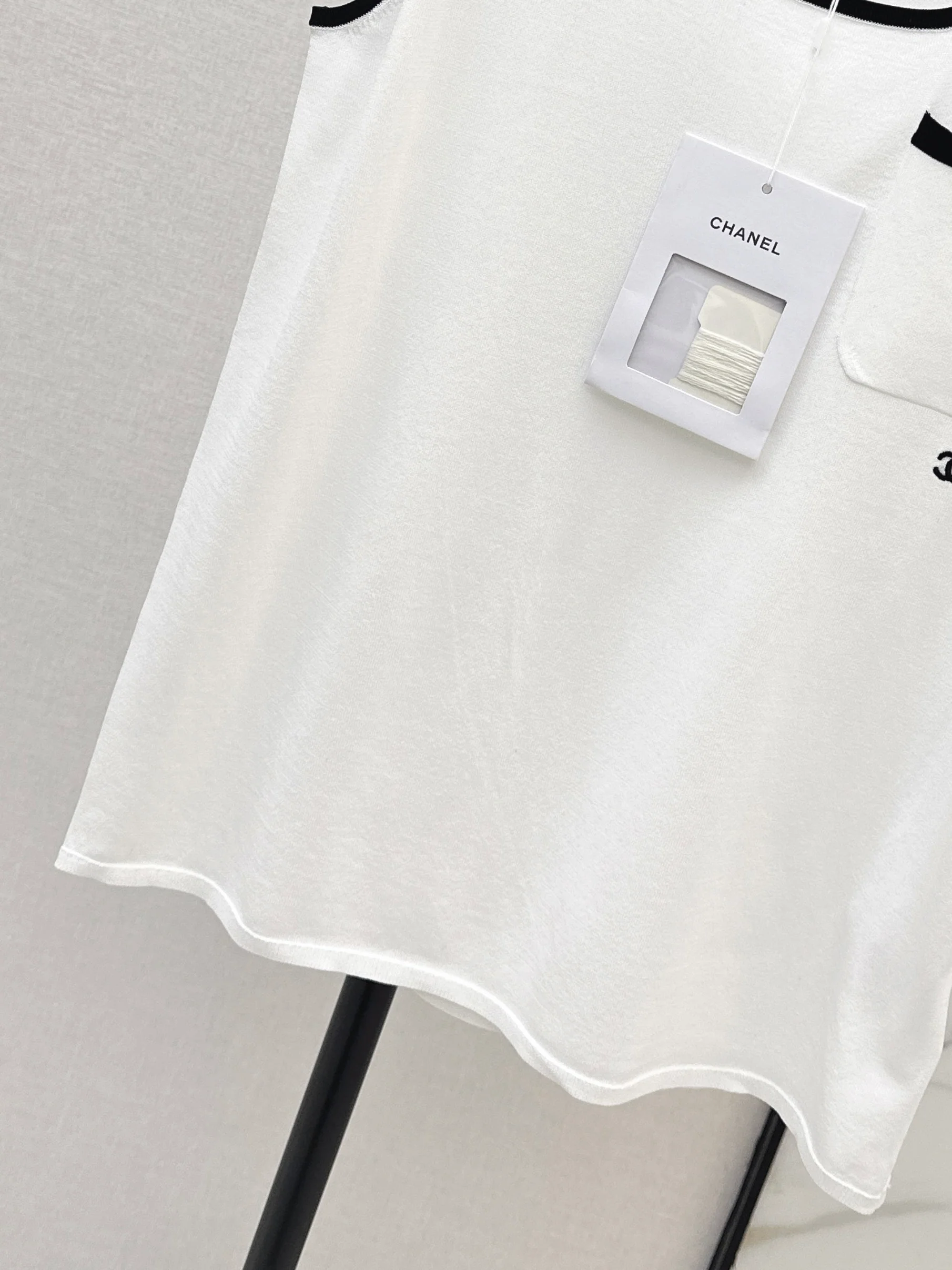 Chan 26ss knitted vest