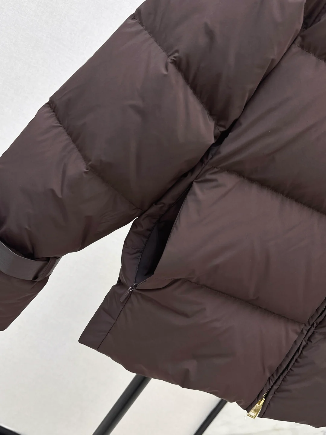 Fend 25fw down jacket