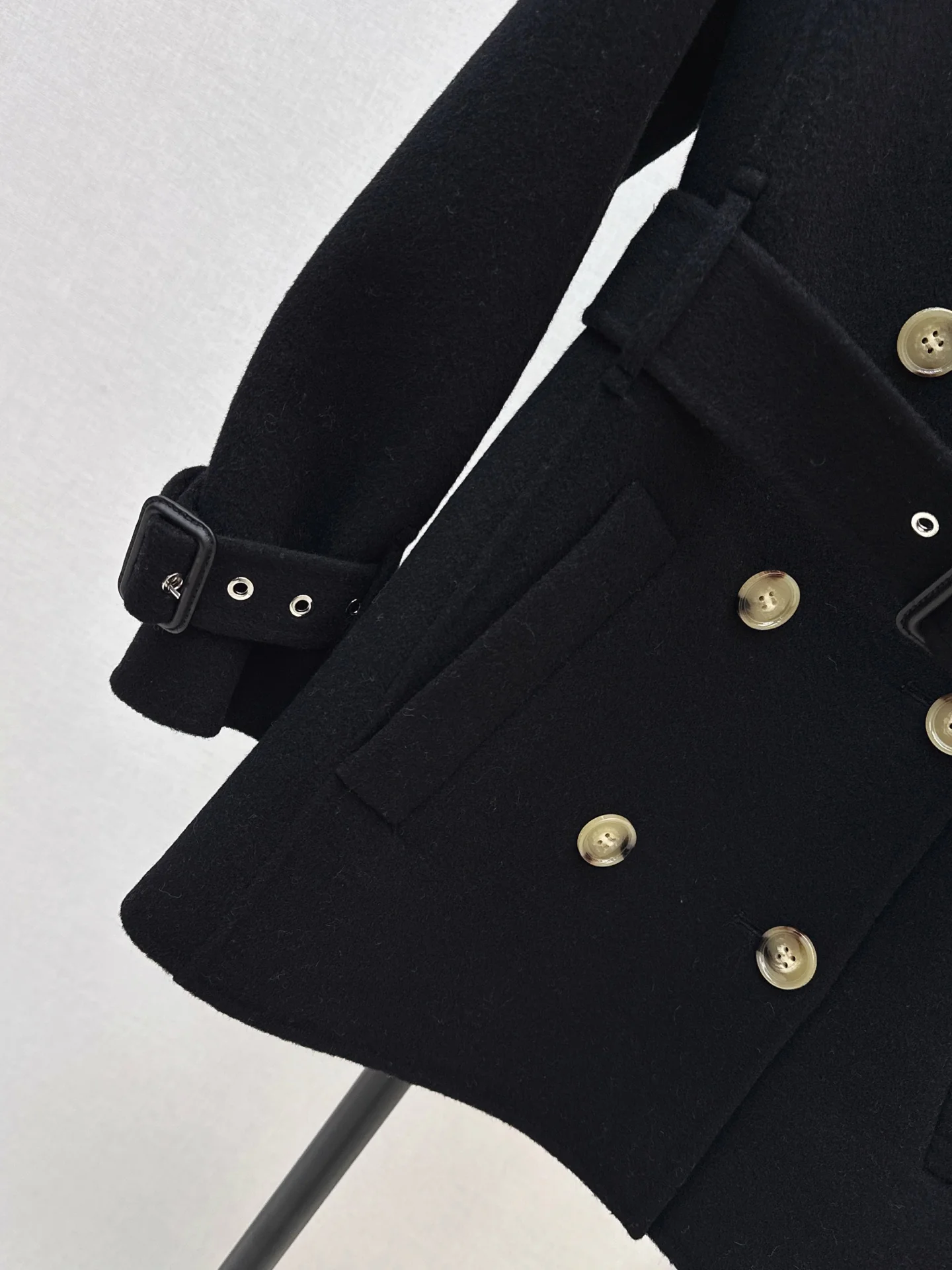 Bur 25fw trench coats