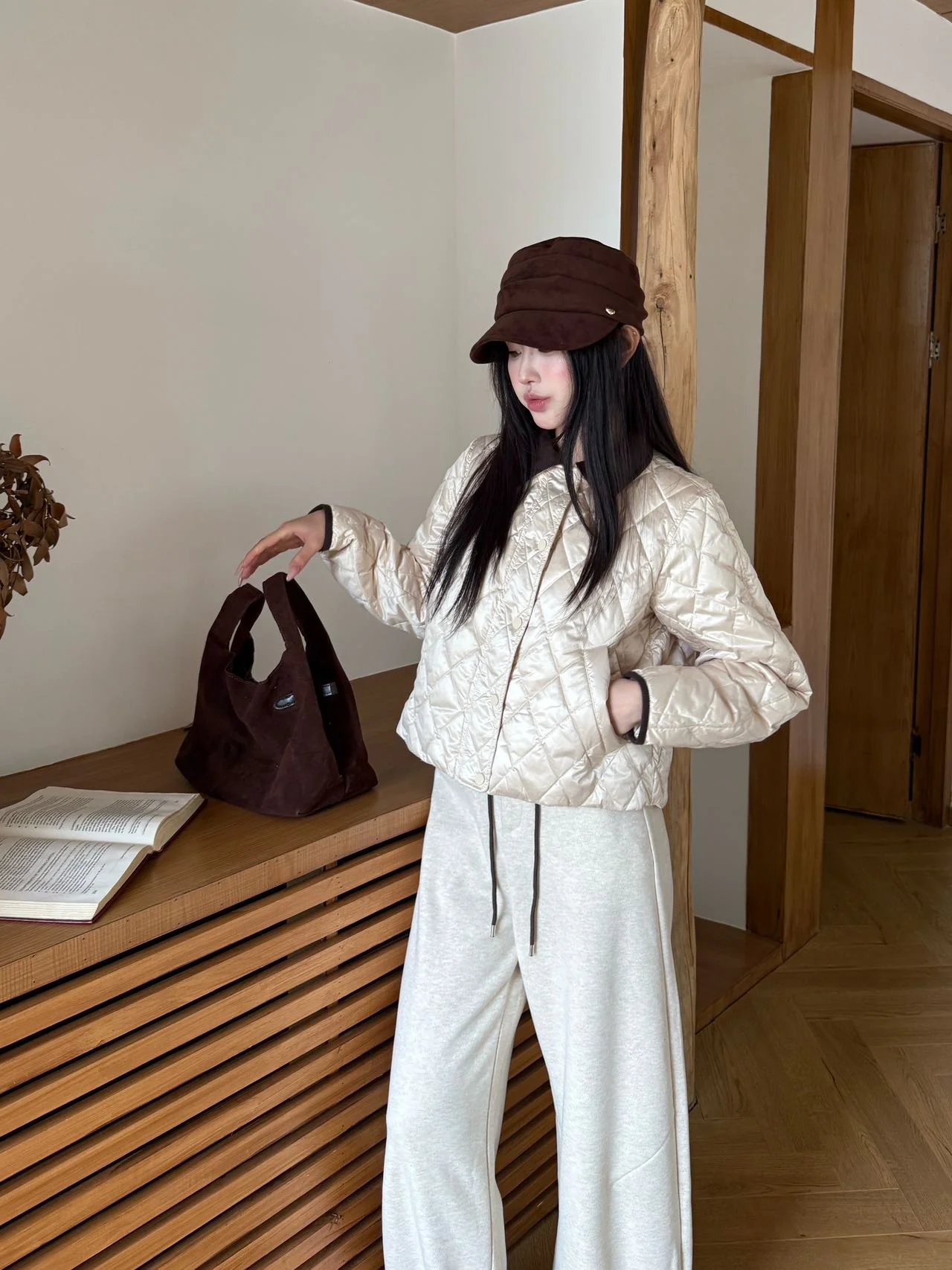 Brun 25fw down jacket