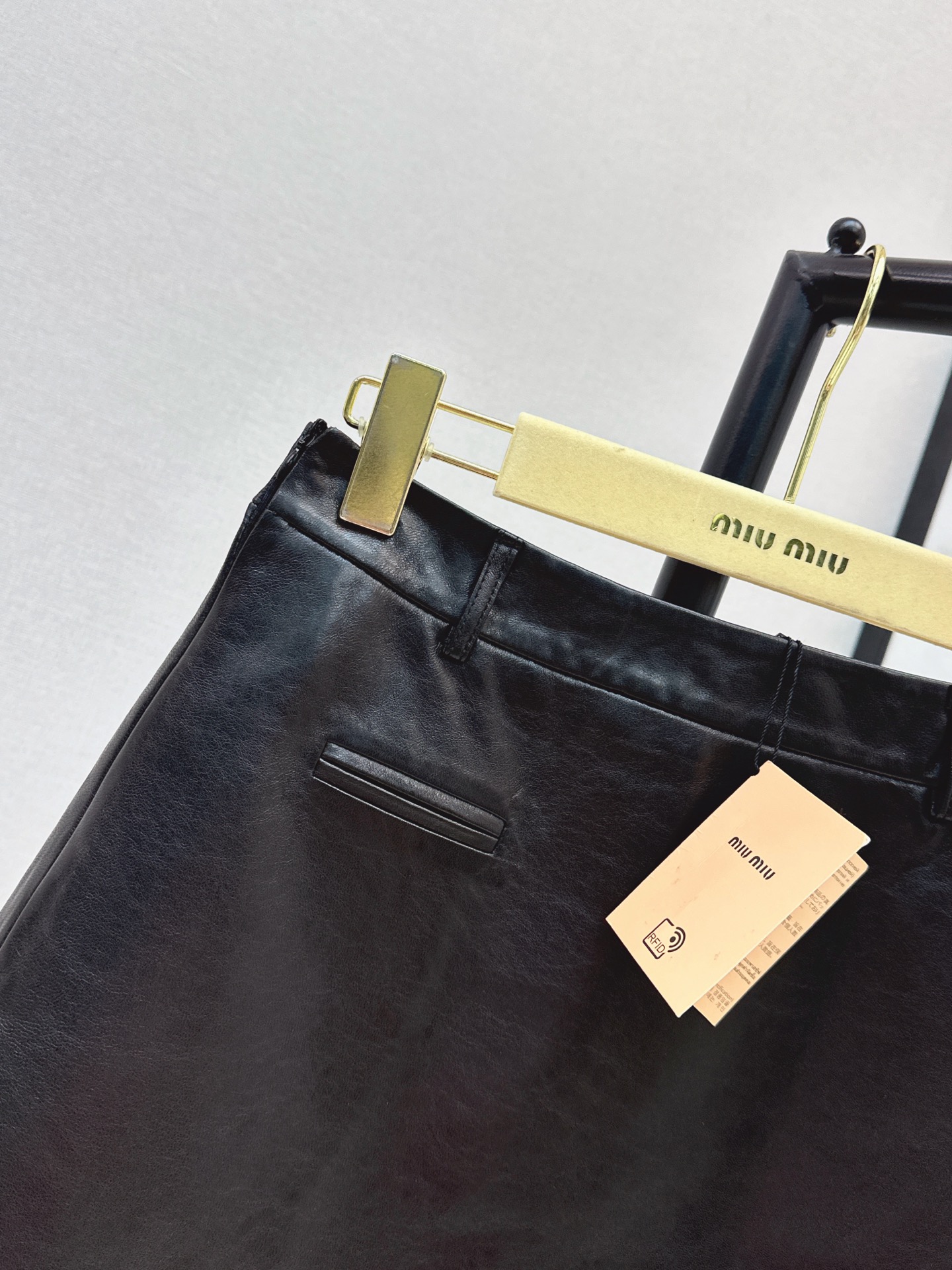 Miu 26ss leather skirt