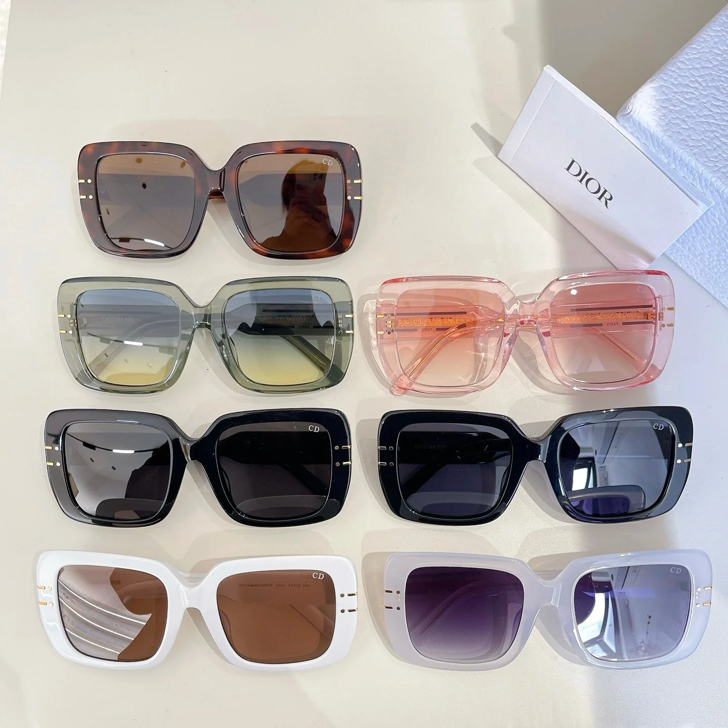 D signatureS11F sunglasses